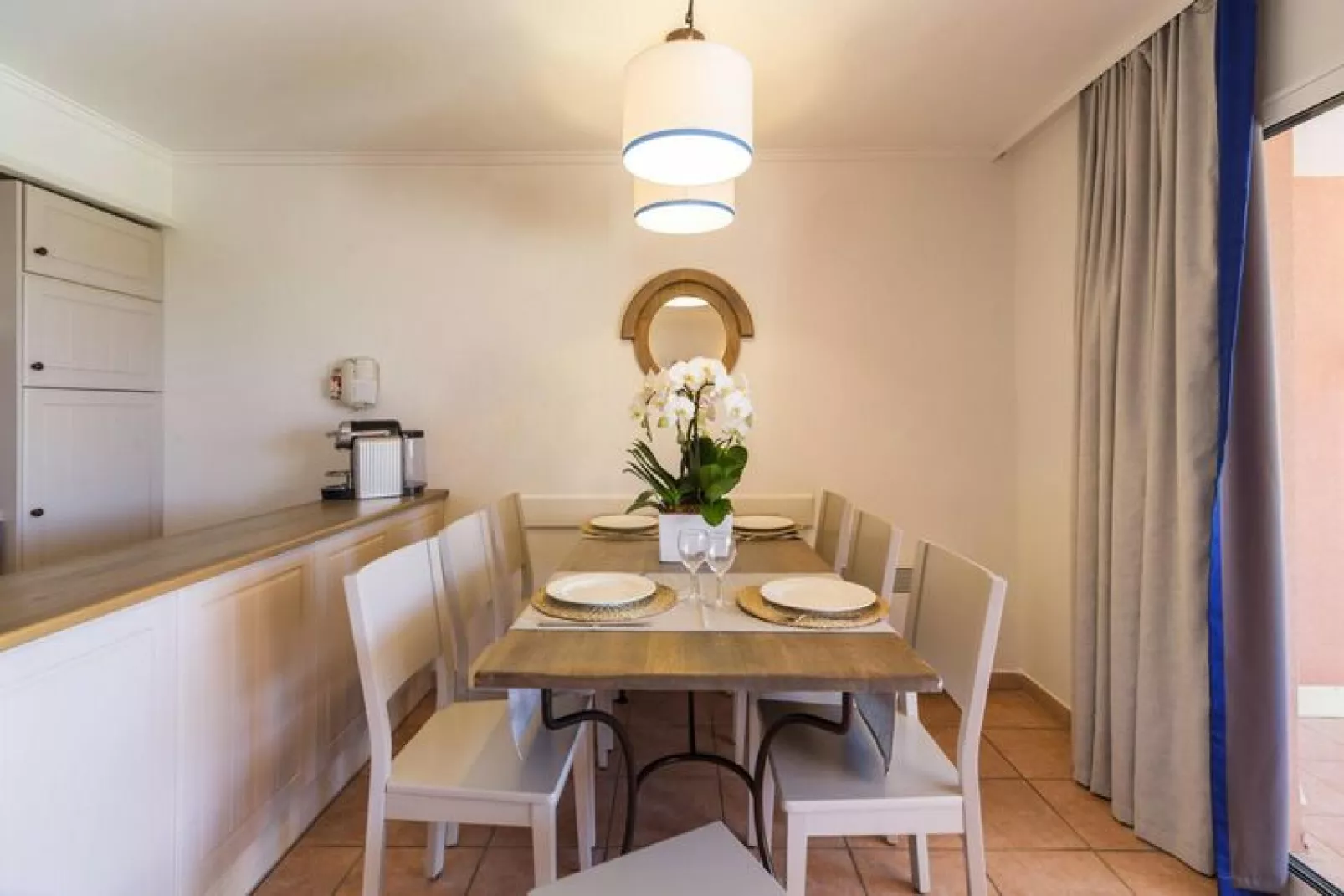 Residence Les Calanques, Les Issambres-14 Standard - Studio 4 p. - 1 sleeping alcove-Woonkamer
