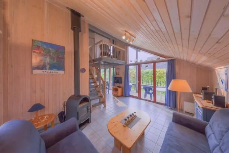 FH Wildgans Comfort mit Sauna & Kaminofen 81 qm 122-Woonkamer