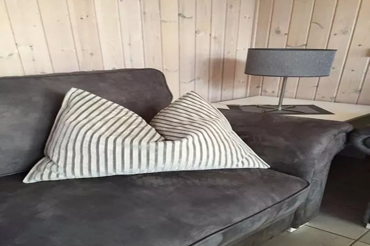 FH Wildgans Comfort mit Sauna & Kaminofen 81 qm 156-Woonkamer