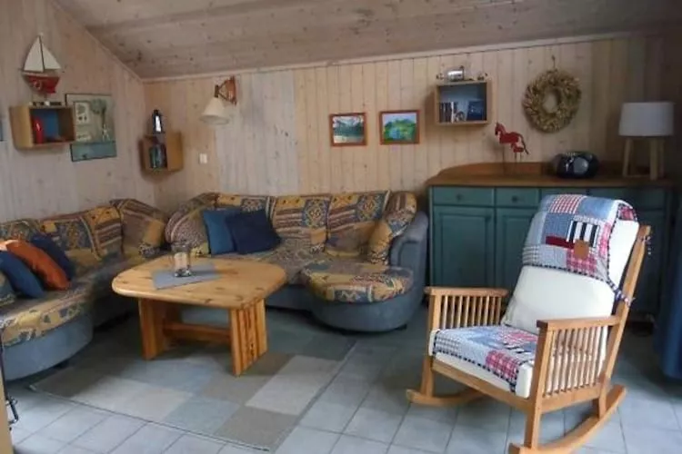 FH Wildgans Comfort mit Sauna & Kaminofen 81 qm 170-Woonkamer
