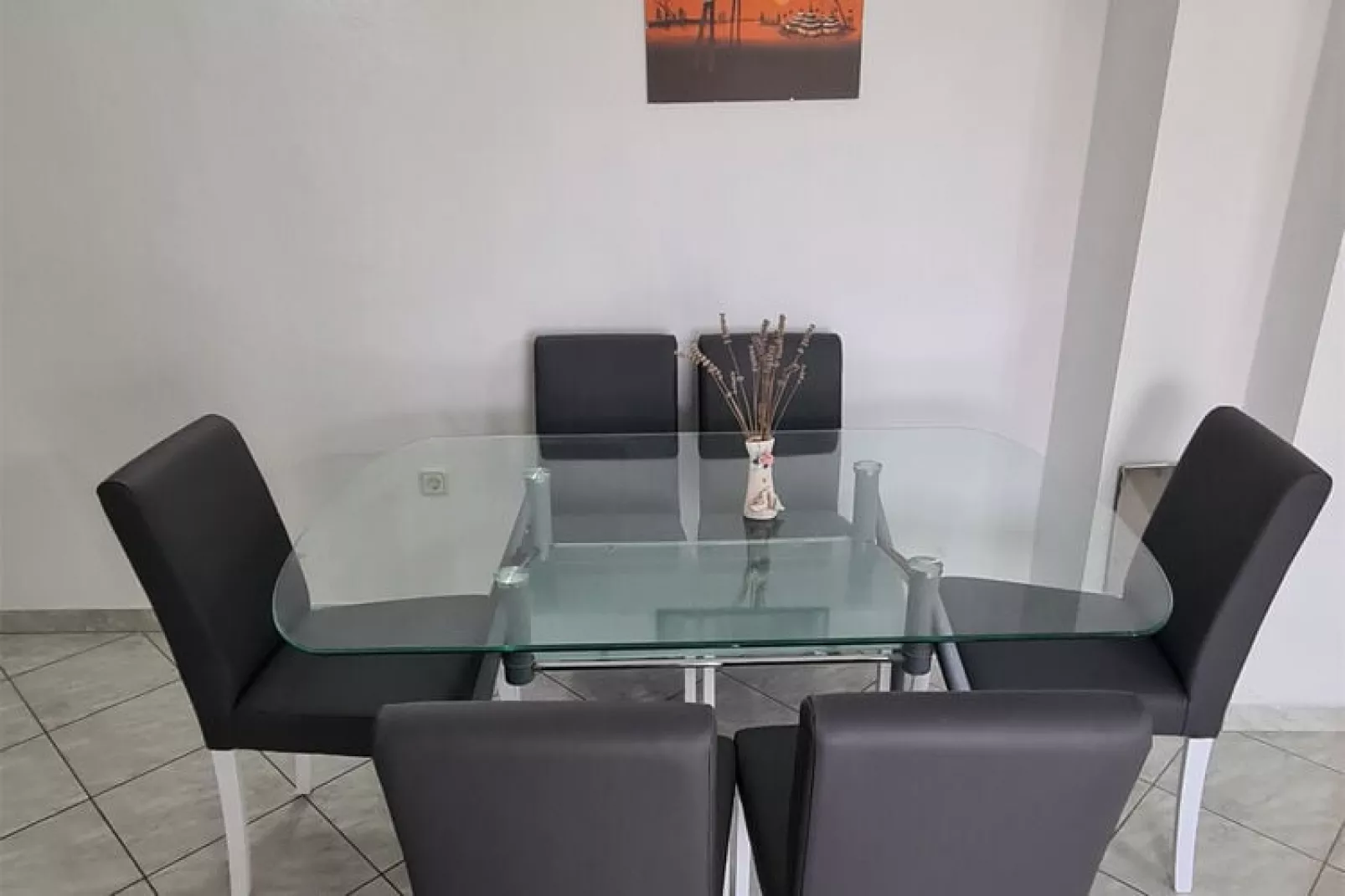 A6 - Apartments Ljilja PrivlakaA6 ca 60 qm bei Belegung mit 1-4 Pers-Eetkamer