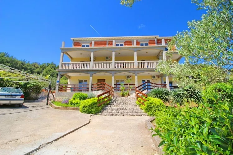 Apartments Veselka, Lumbarda  - One Bedroom Apartment with Terrace and Garden  View (Apt 6)