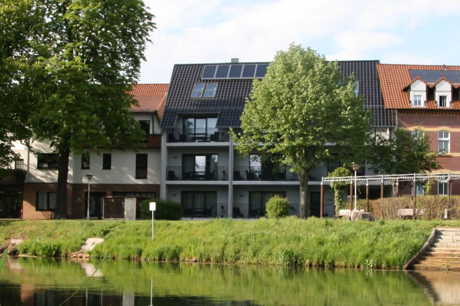 Apartment 65 qm mit Spreeblick-Buitenkant zomer