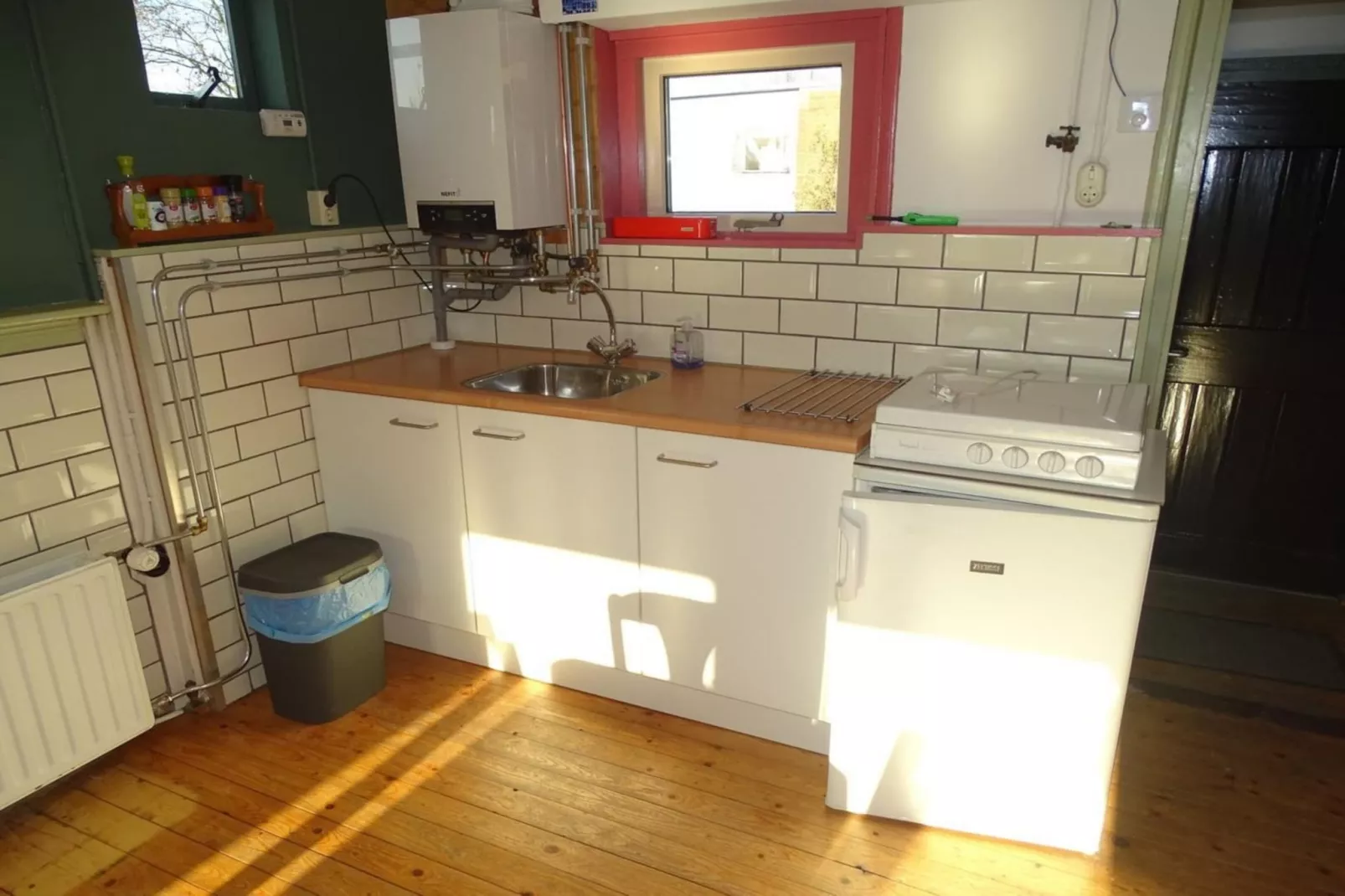 Tragel 37 Schoondijke-Keuken