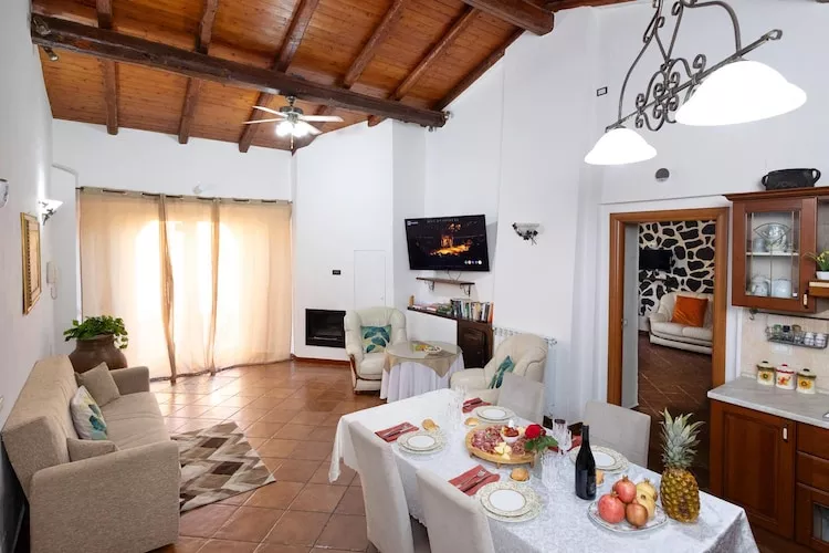 Holiday home Castiglione di Sicilia-Villa Jelú ex Villa Maria-Woonkamer