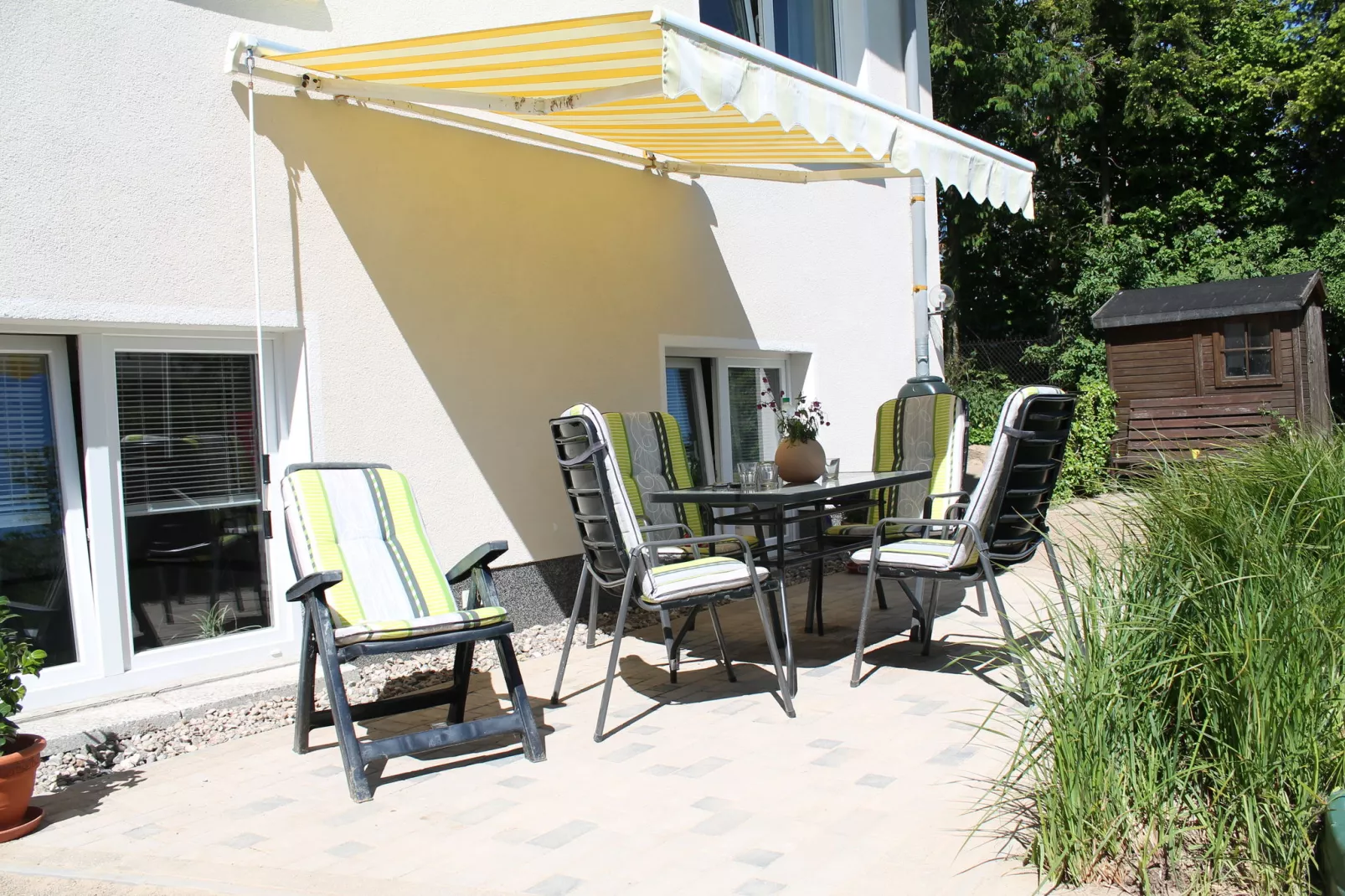 Ferienwohnung mit großem Garten