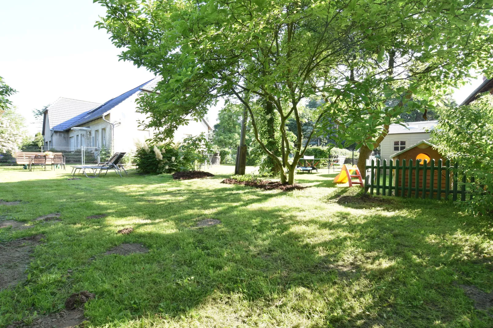 Landhauswohnung an der Ostsee mit Garten-Tuinen zomer