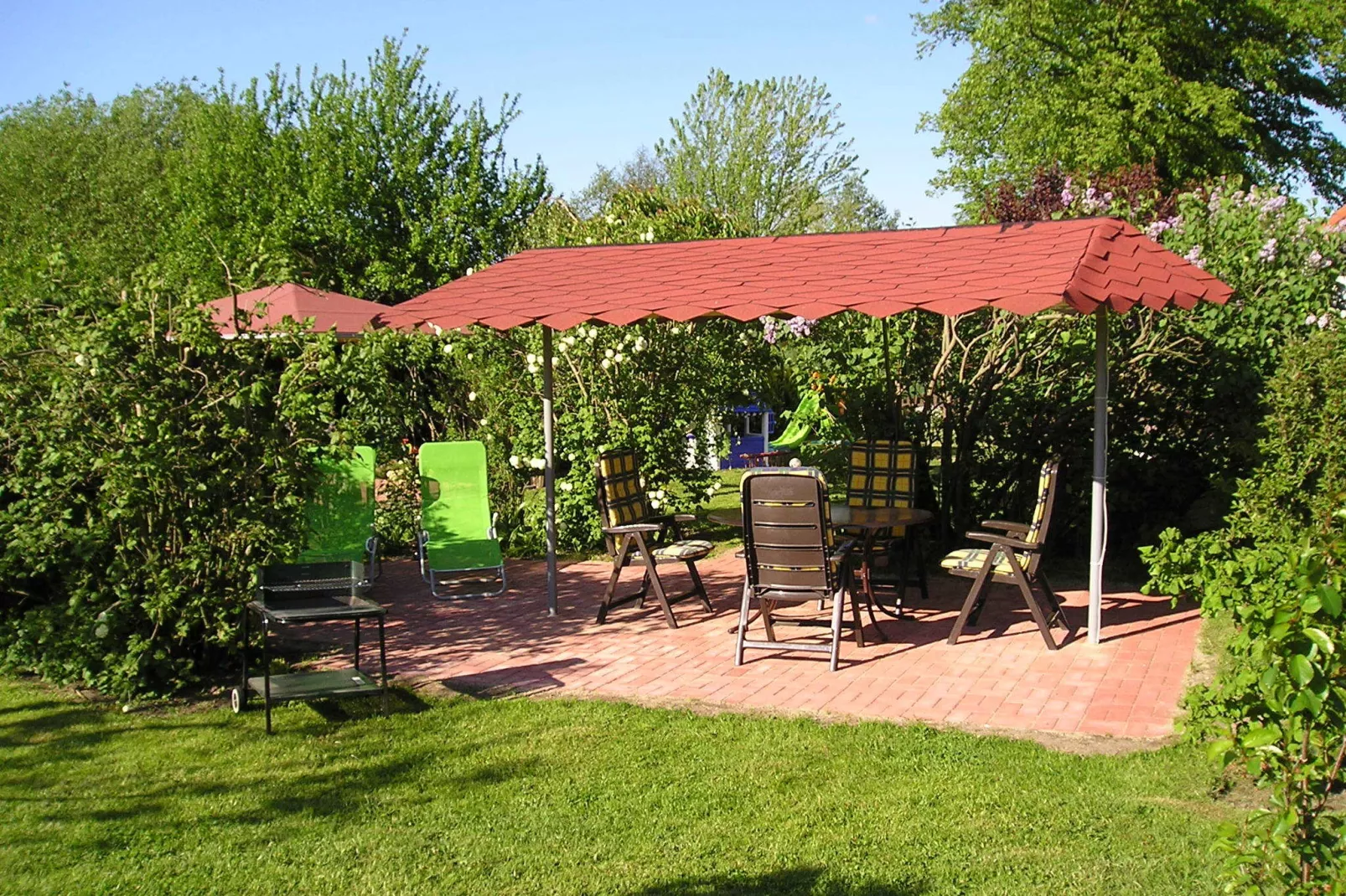 Ferienwohnung mit Gartenblick-Terrasbalkon