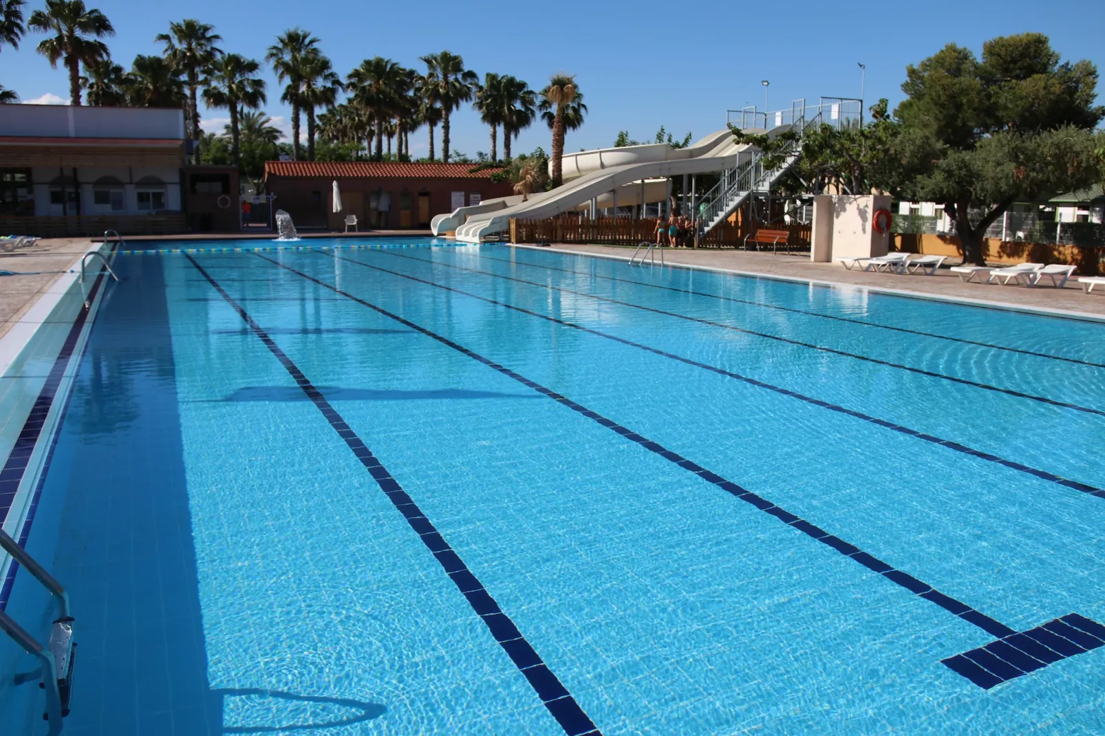 Camping Cambrils Playa 3 BUNGALOW NEW MEDITERRANI-Zwembad