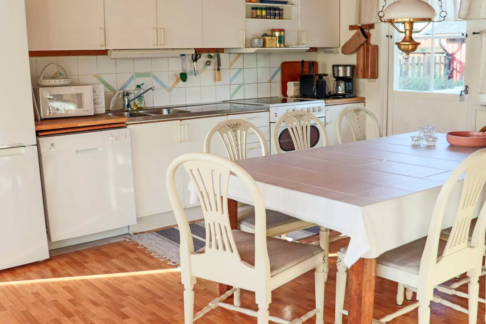Charmant vakantiehuis met terras-By Traum-Binnen
