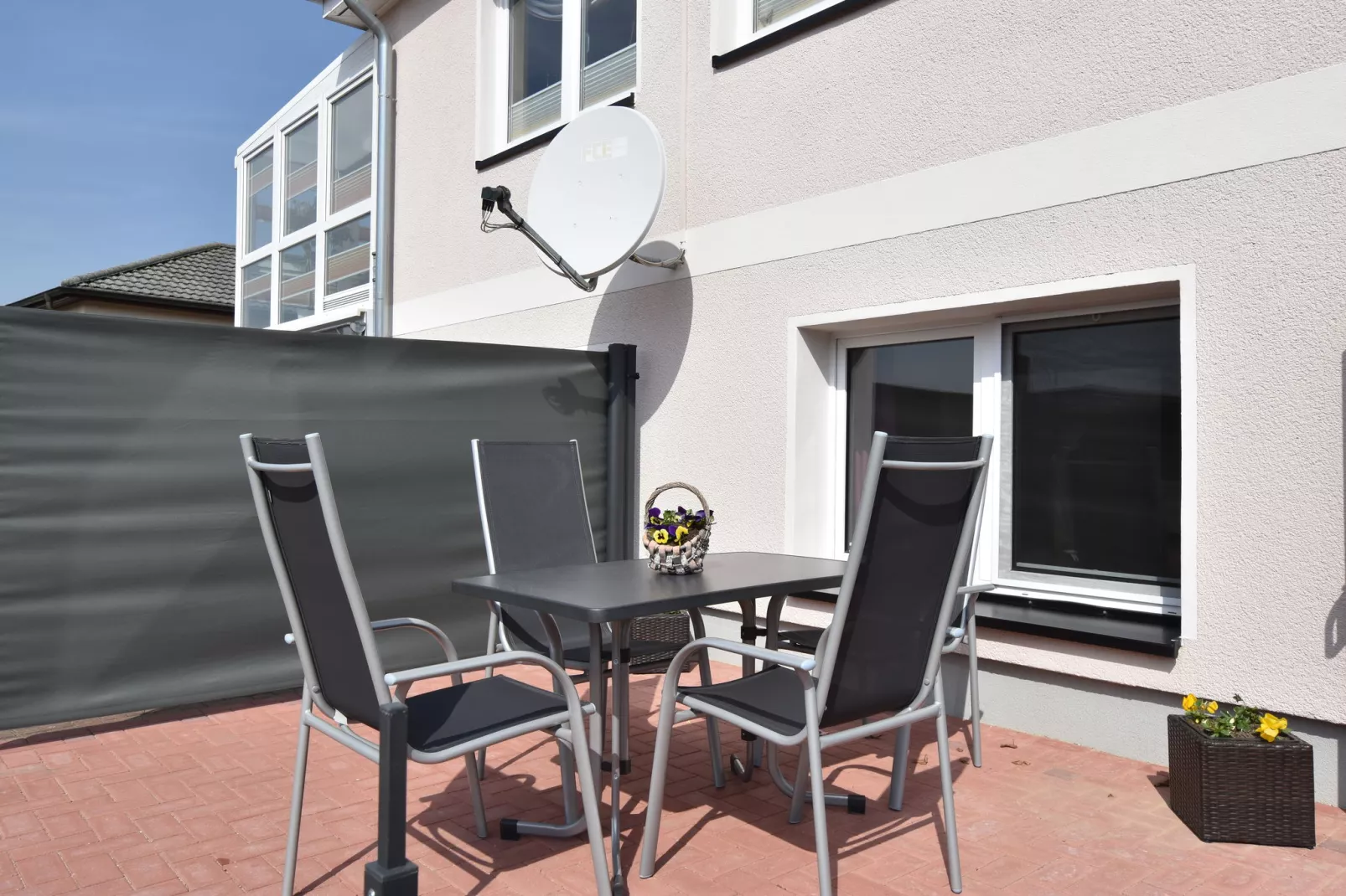 Ferienwohnung mit Terrasse im Klützer Winkel-Terrasbalkon