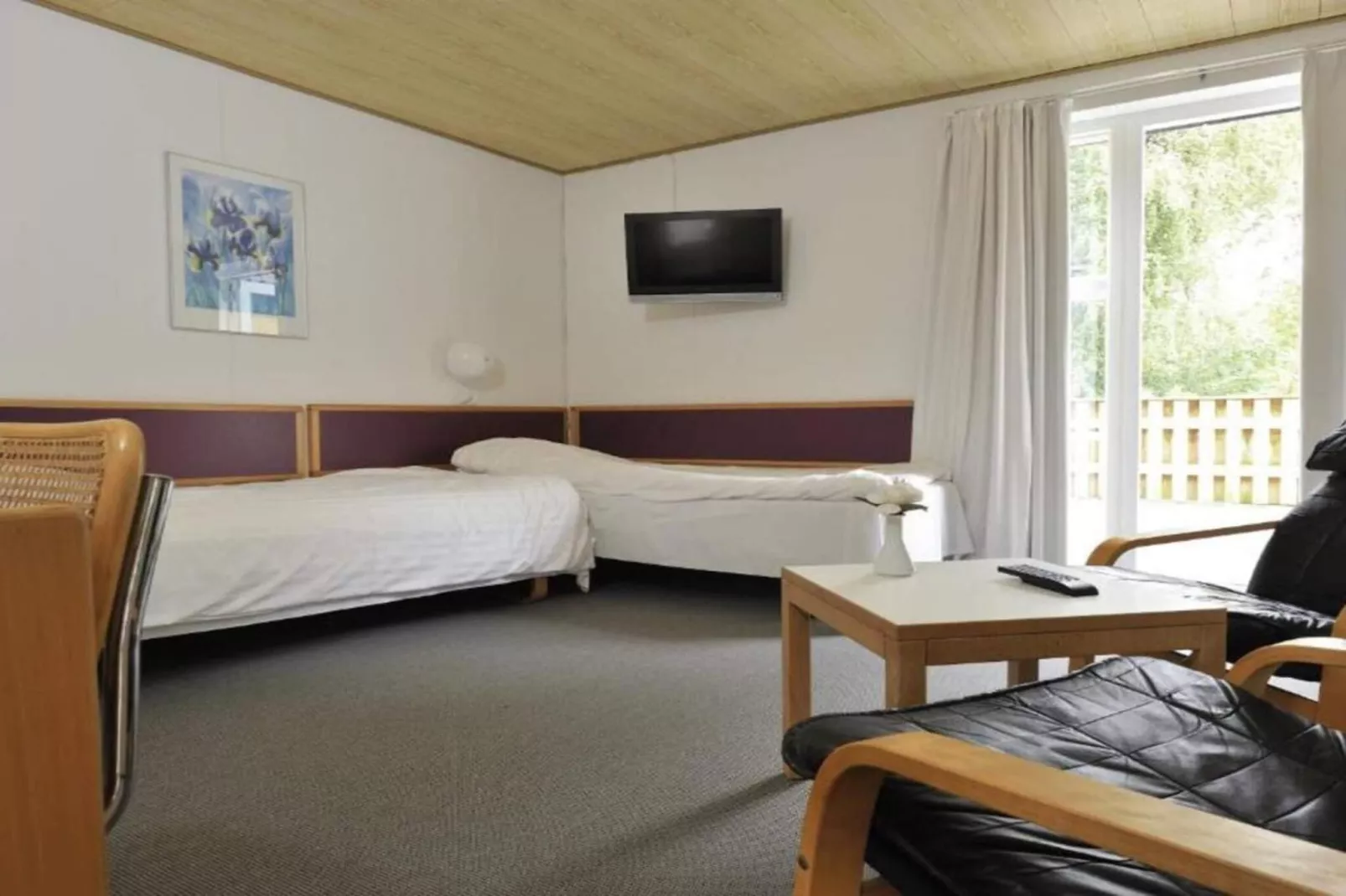 Vakantiehuis met gemakkelijke toegang tot de buitenlucht-Binnen
