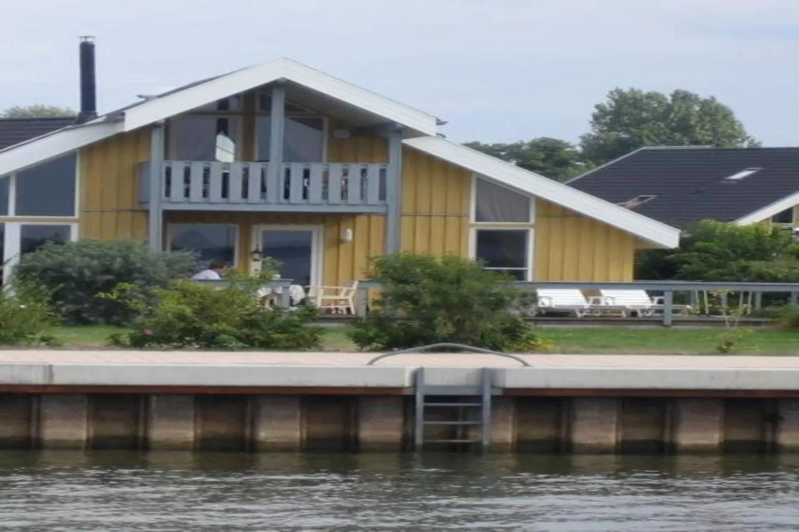 Ferienhaus Seeschwalbe-Classic 90 qm 31-Buitenkant zomer