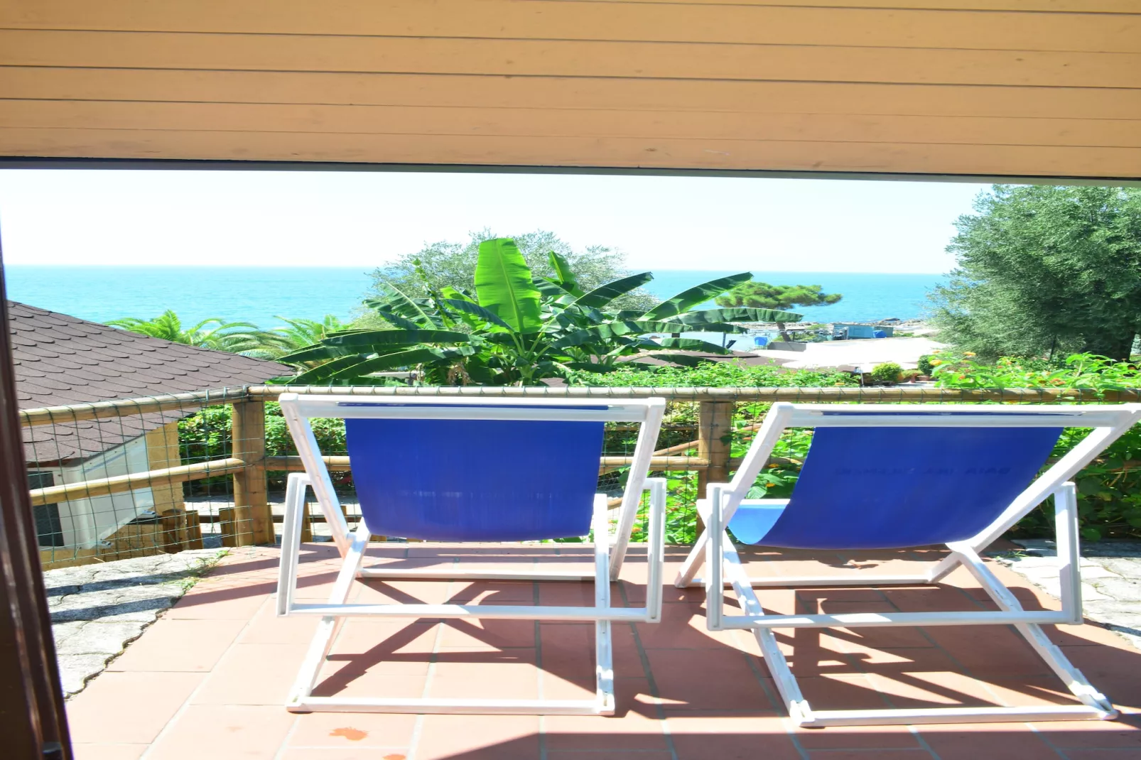 Resort Baia del Silenzio 1 - Type Mono Superior 3 pax-Terrasbalkon
