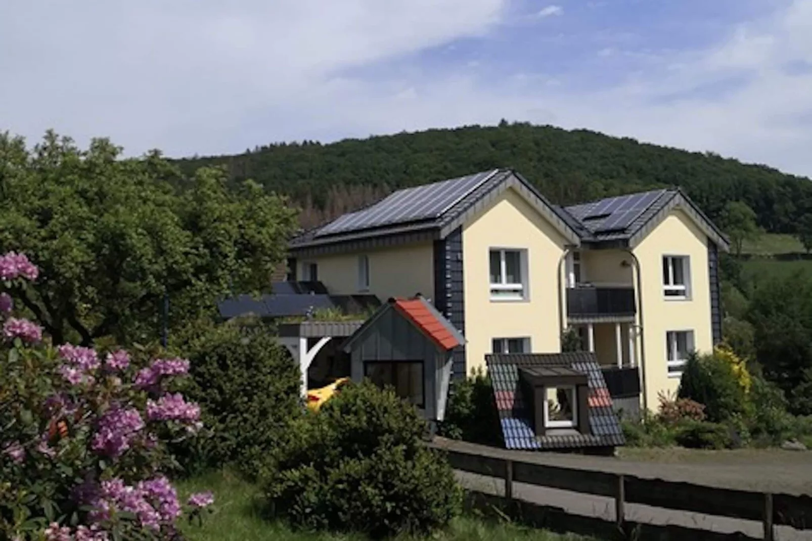 Green Buildings Ferienwohnung Herscheid-Sauerland-Buitenkant zomer