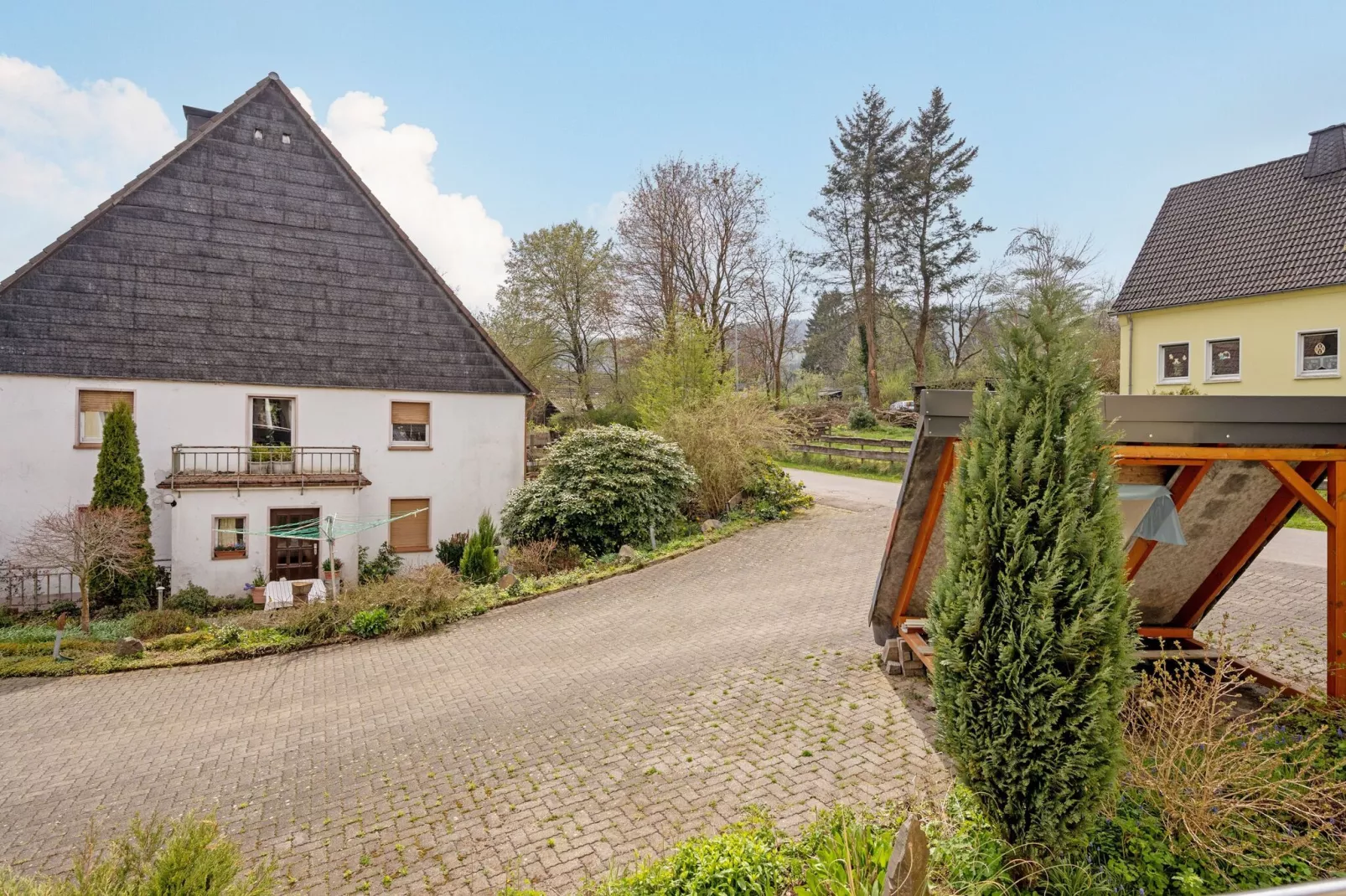 Green Buildings Ferienwohnung Herscheid-Sauerland-Uitzicht zomer