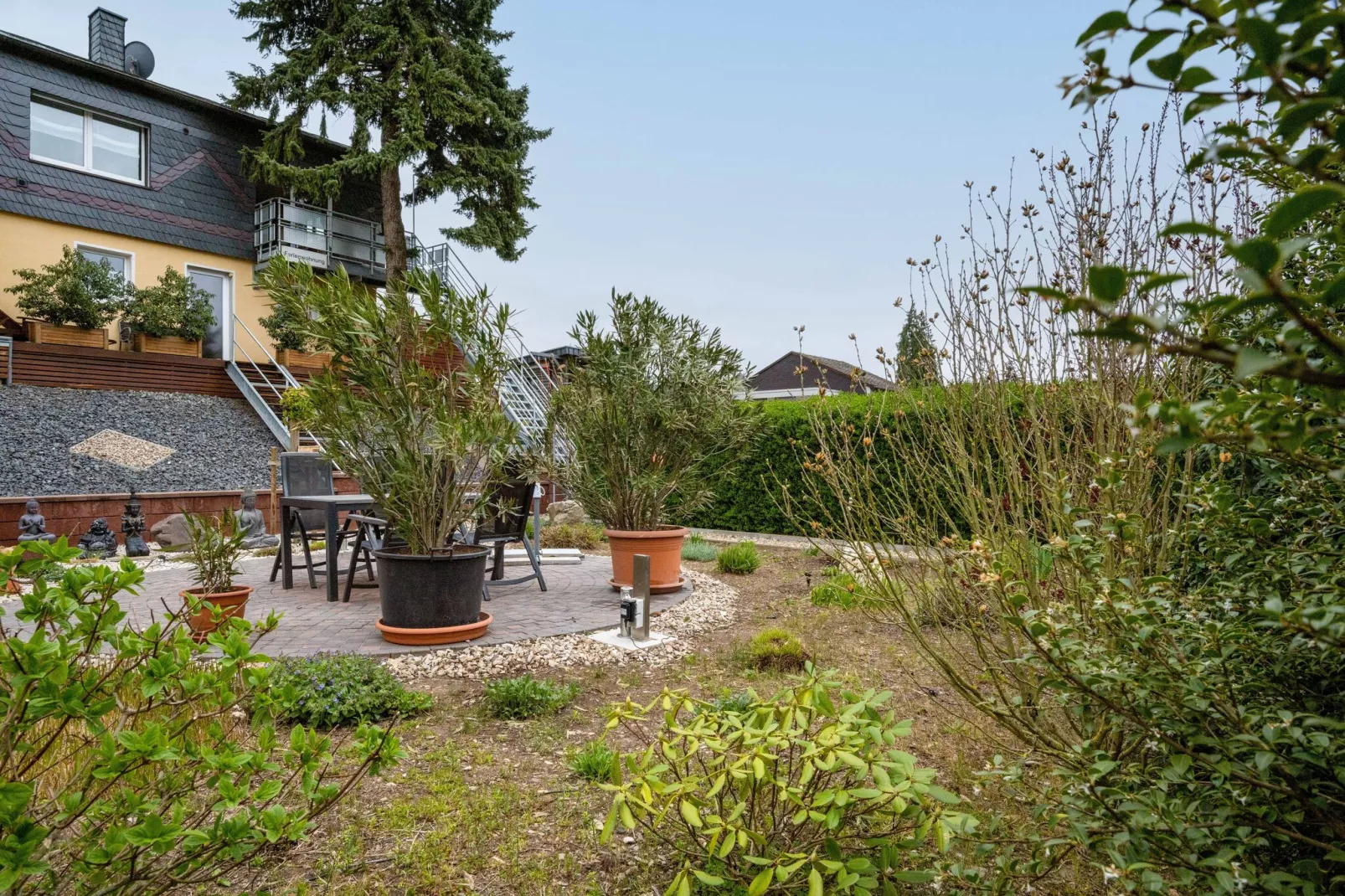 Ferienwohnung mit Moselblick-Buitenkant zomer