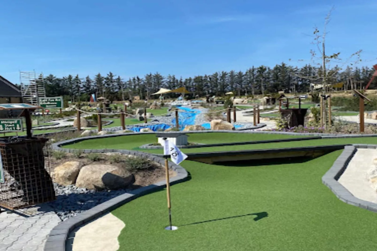 Vakantiehuis in Blokhus nabij attractiepark-Buitenlucht