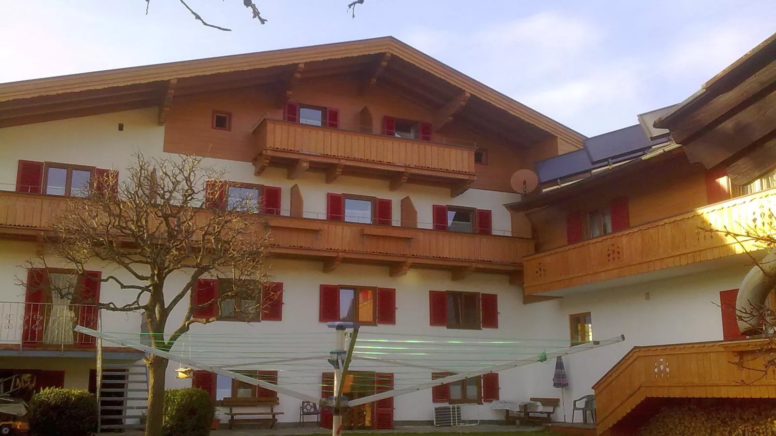 Gästehaus Staffner-Buitenkant zomer