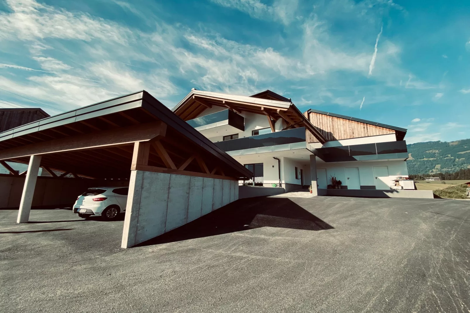 Penthouse "Voll-Bartl" 5-6 Personen-Buitenkant zomer