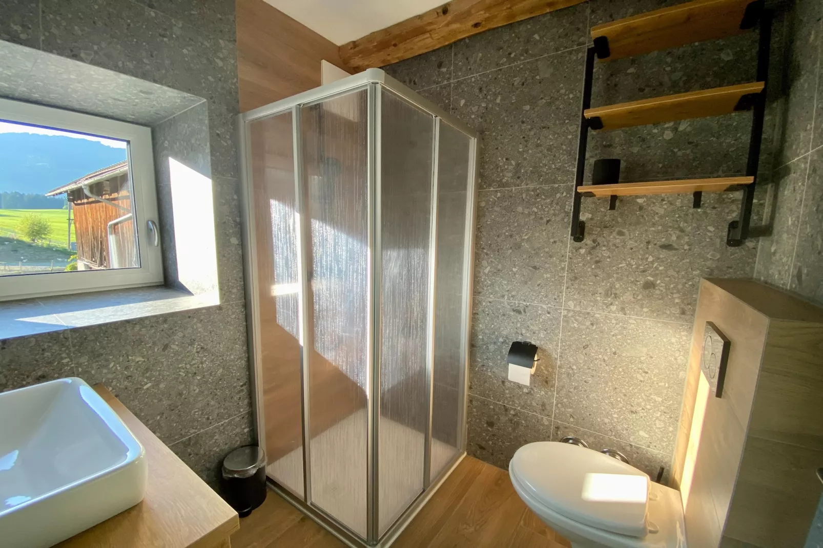 Appartement "Schnauz-Bartl" 3-4-Badkamer