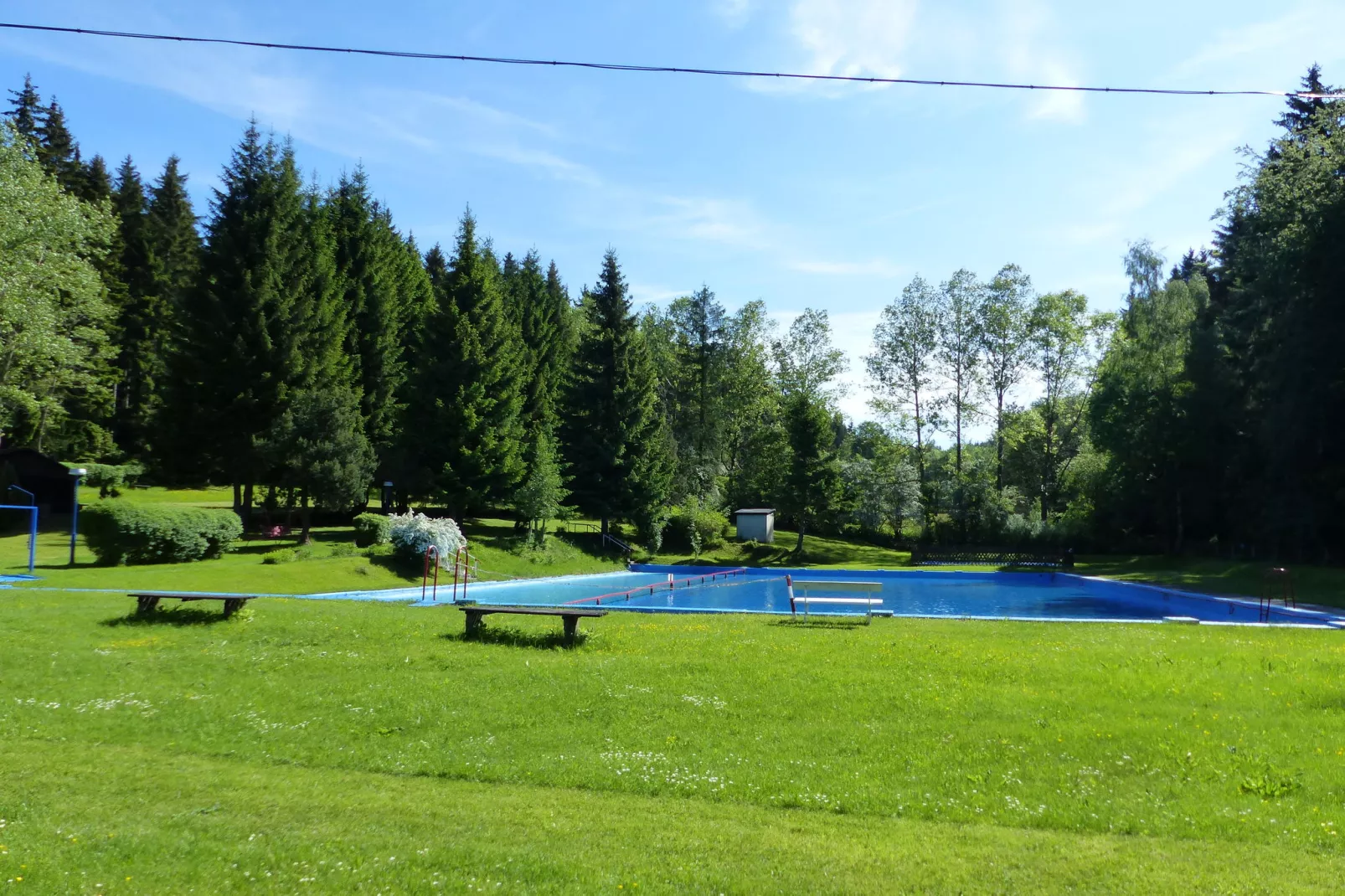 Im Erzgebirge-Gebieden zomer 20km