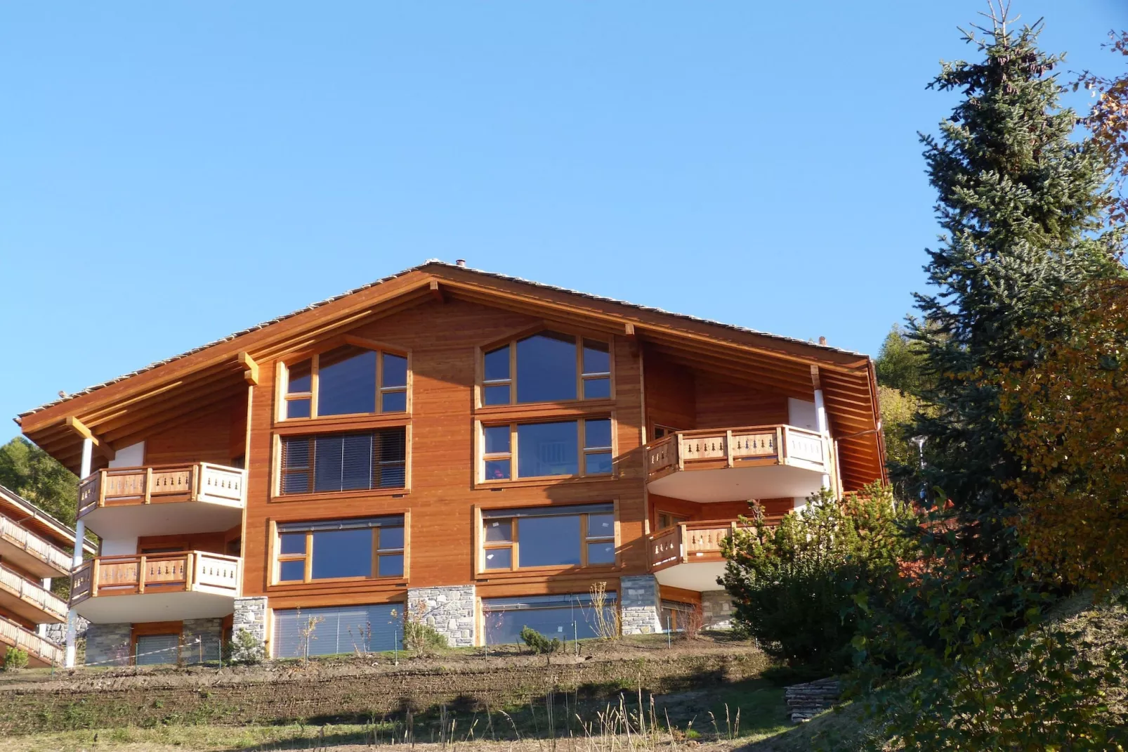 Perce Neige PN H - VIEW & CENTER Apartment 10 per-Buitenkant zomer