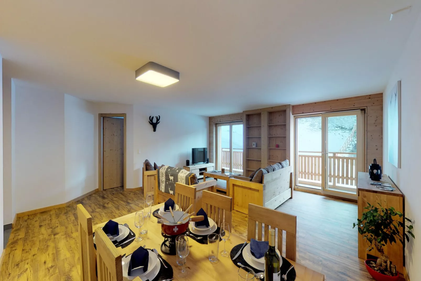 Les Mayens MA 011 - LUXURY apartment 6 pers-Eetkamer