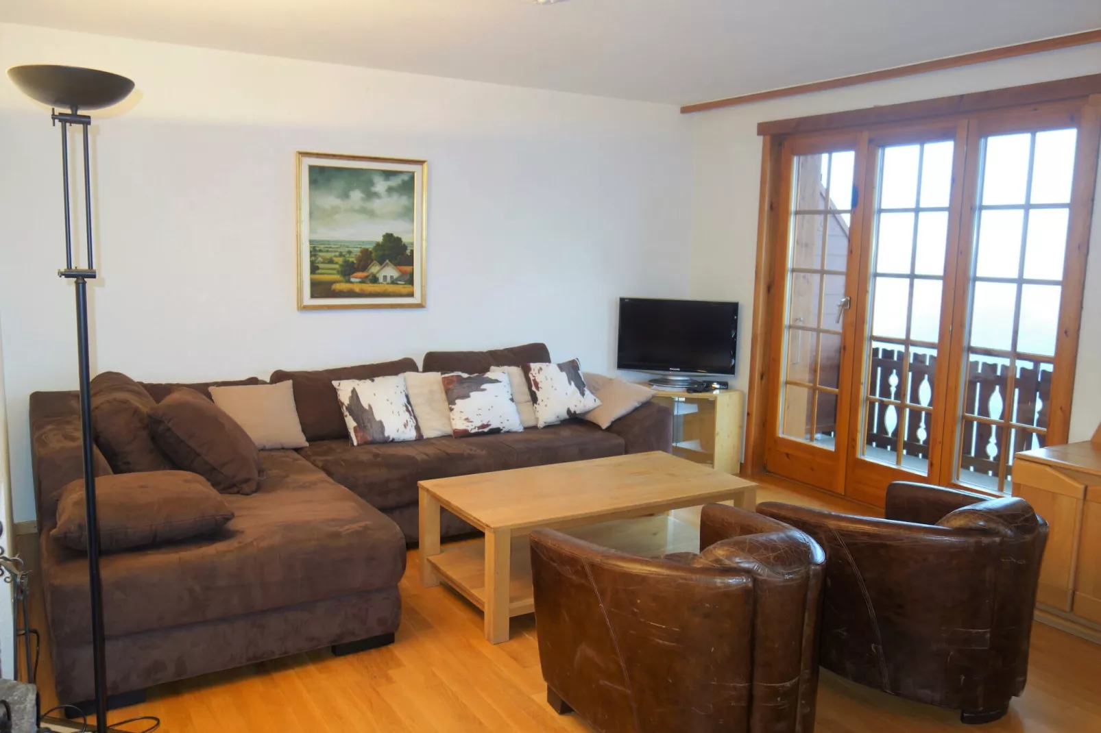 HCR 141 - COMFORTABLE apartment 8 pers-Woonkamer