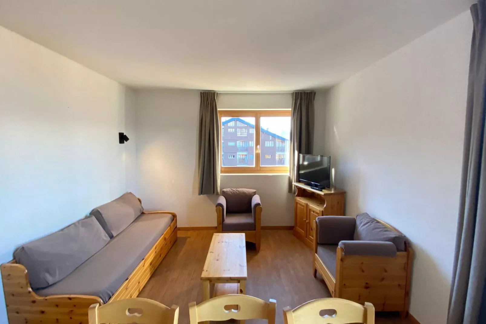 Pracondu 1 401 - OUTDOOR & FUN apartment 8 pers-Woonkamer