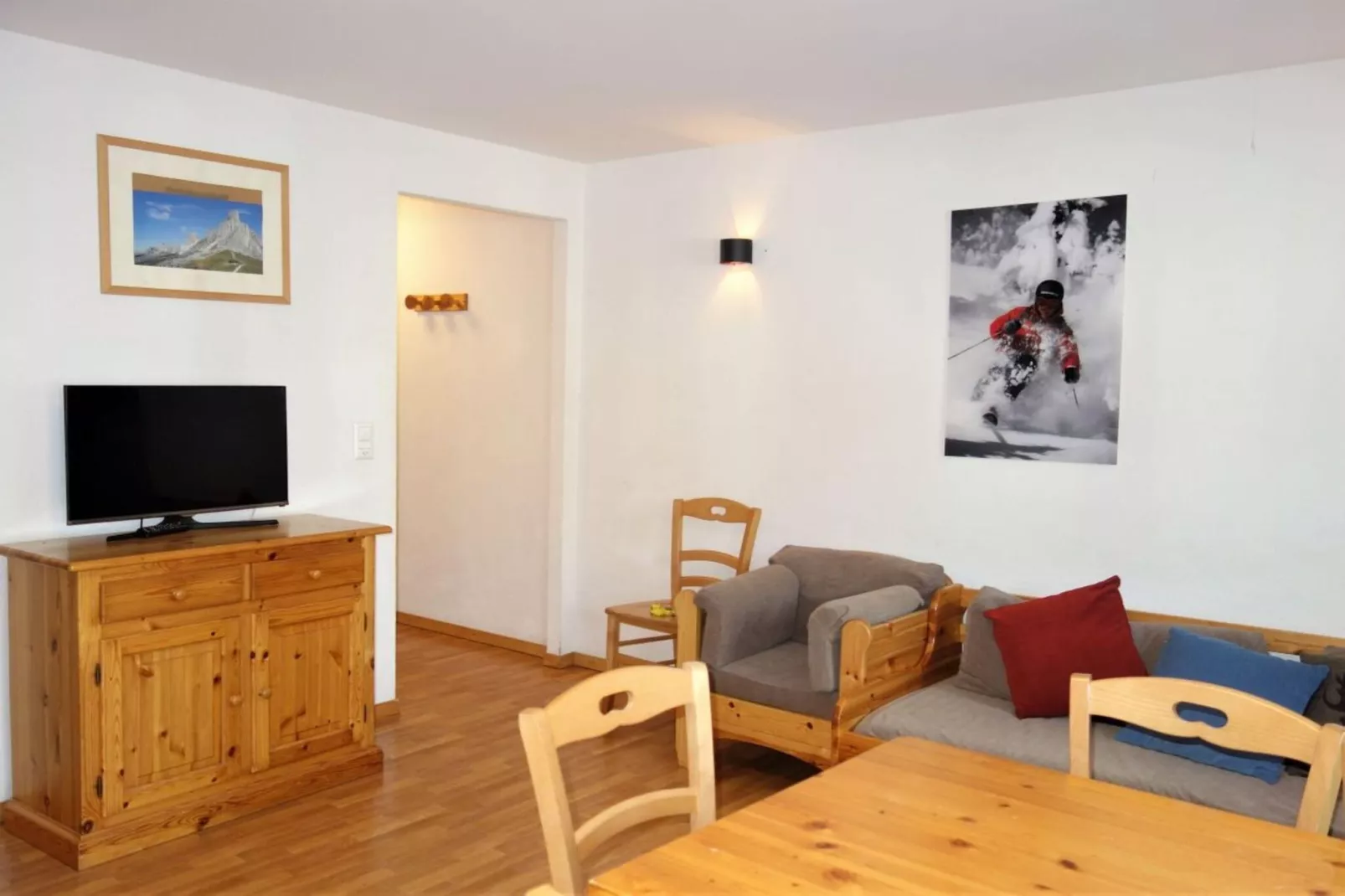 Pracondu 2 003 - OUTDOOR & FUN charming apartment-Woonkamer