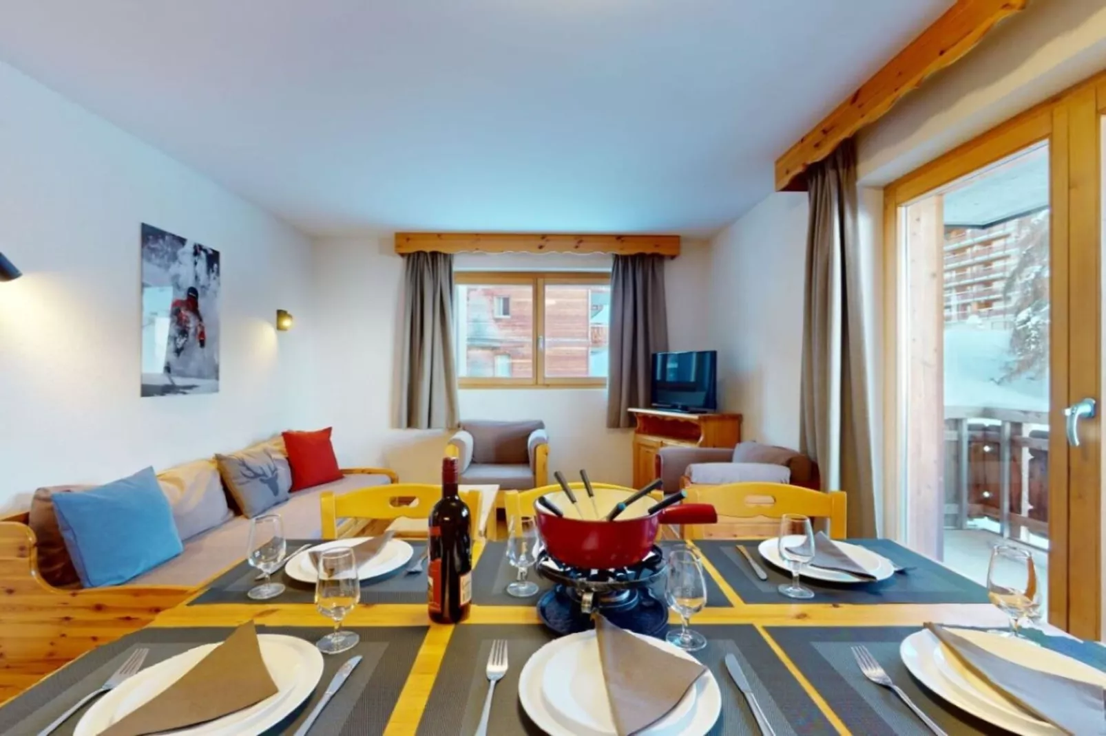 Pracondu 1 305 - OUTDOOR & FUN apartment 6 pers-Eetkamer