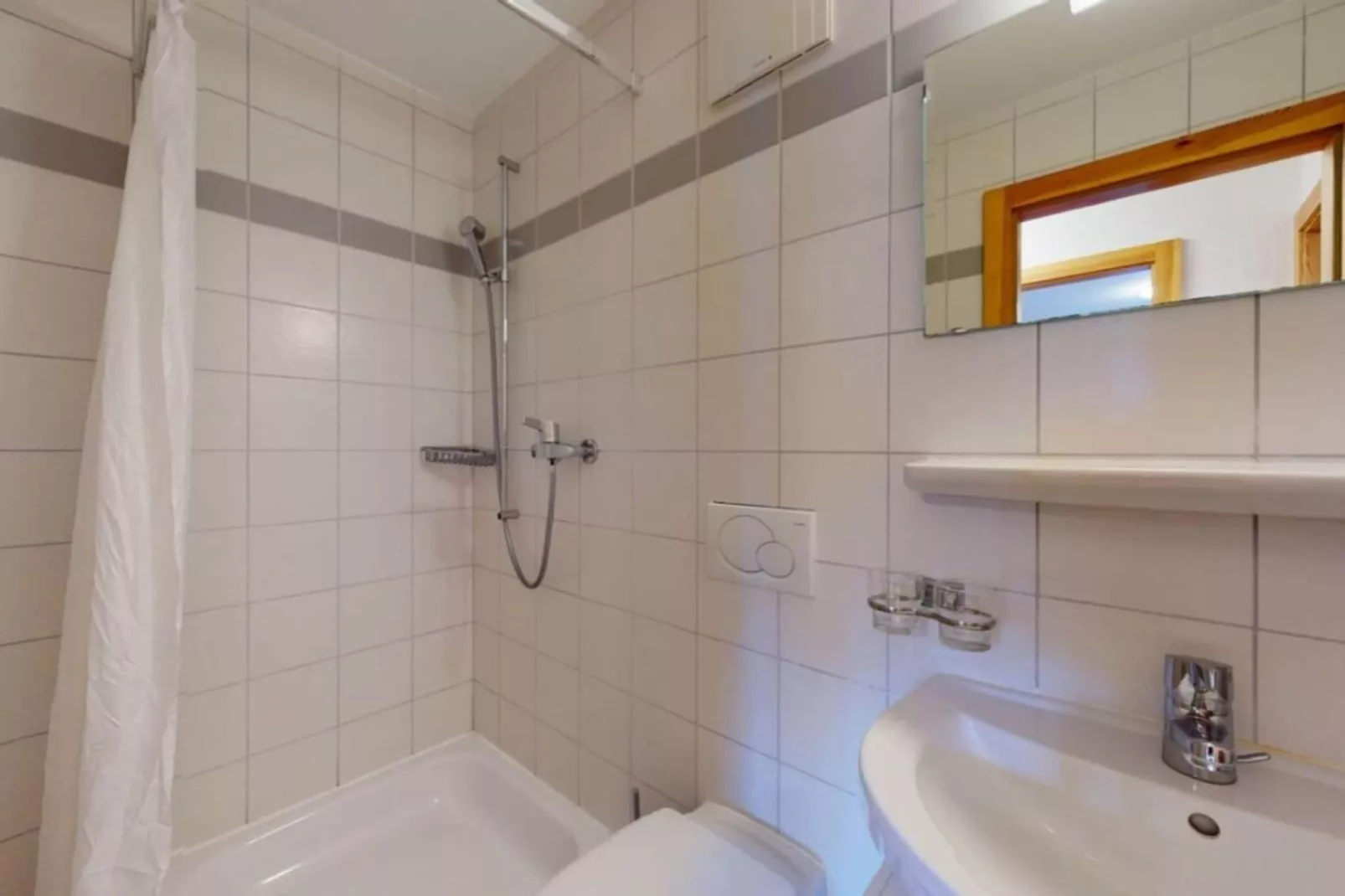 Pracondu 1 305 - OUTDOOR & FUN apartment 6 pers-Badkamer