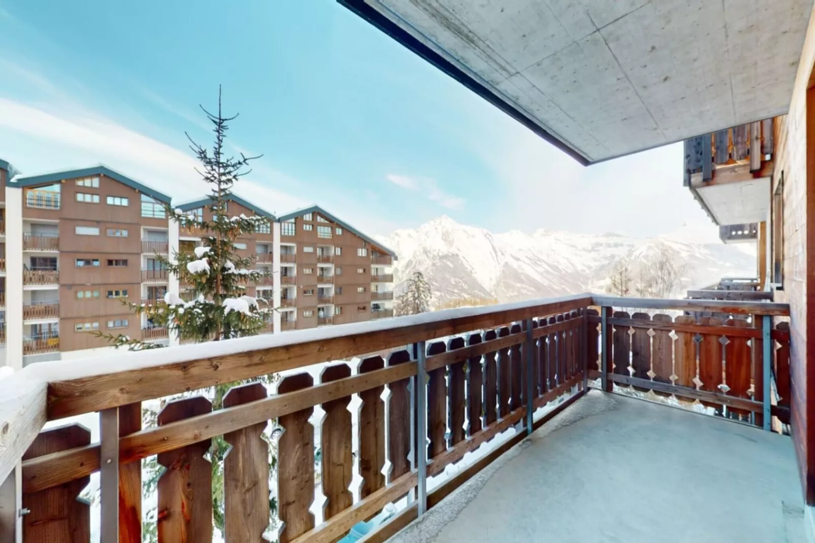 Pracondu 1 305 - OUTDOOR & FUN apartment 6 pers-Terrasbalkon