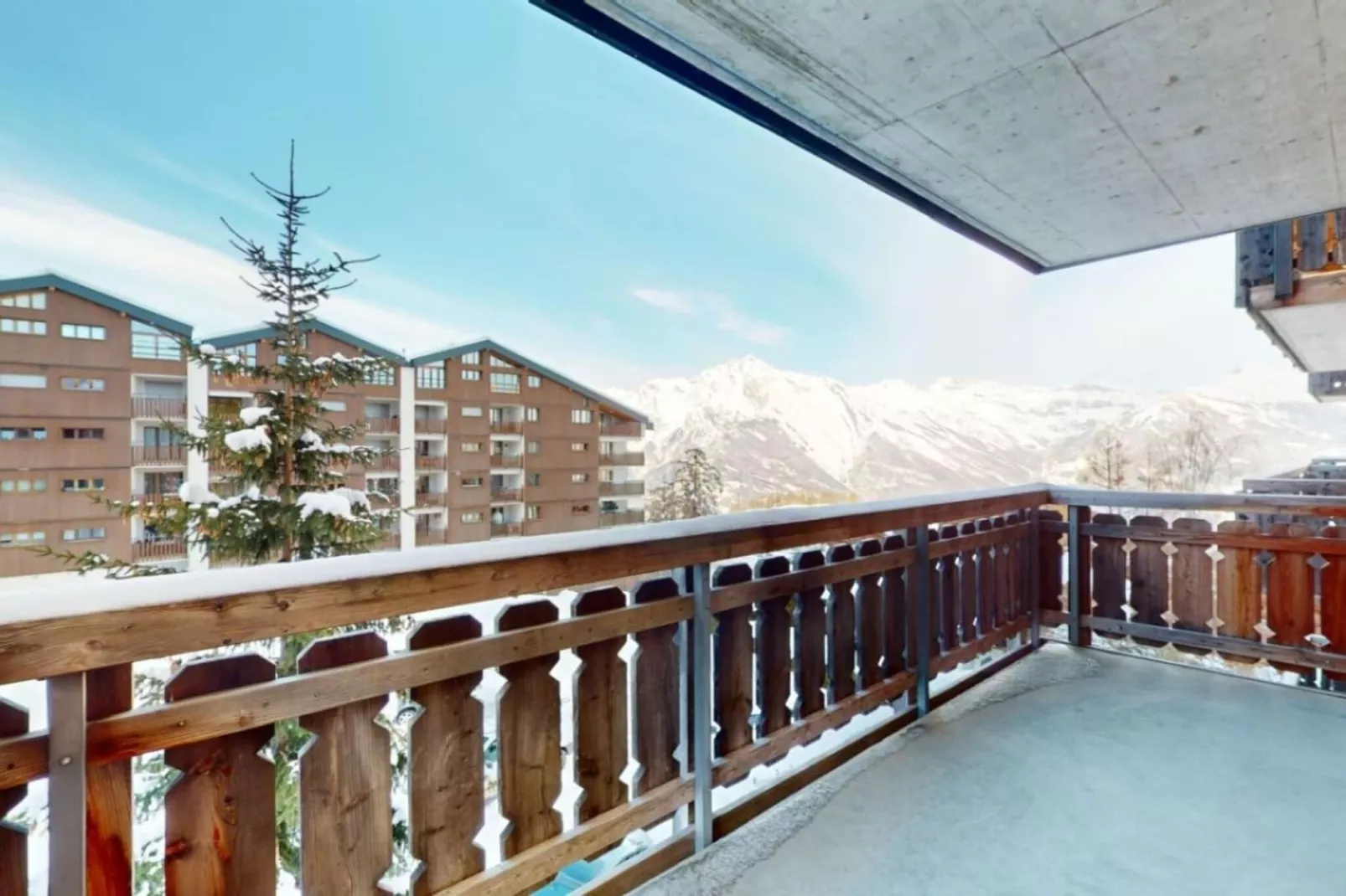 Pracondu 1 305 - OUTDOOR & FUN apartment 6 pers-Terrasbalkon