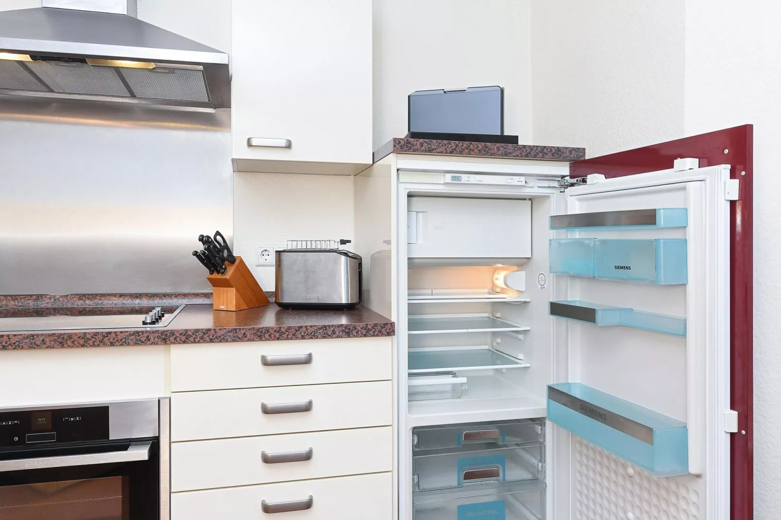 Charmante Inselwohnung/ 2 Balkone-Keuken