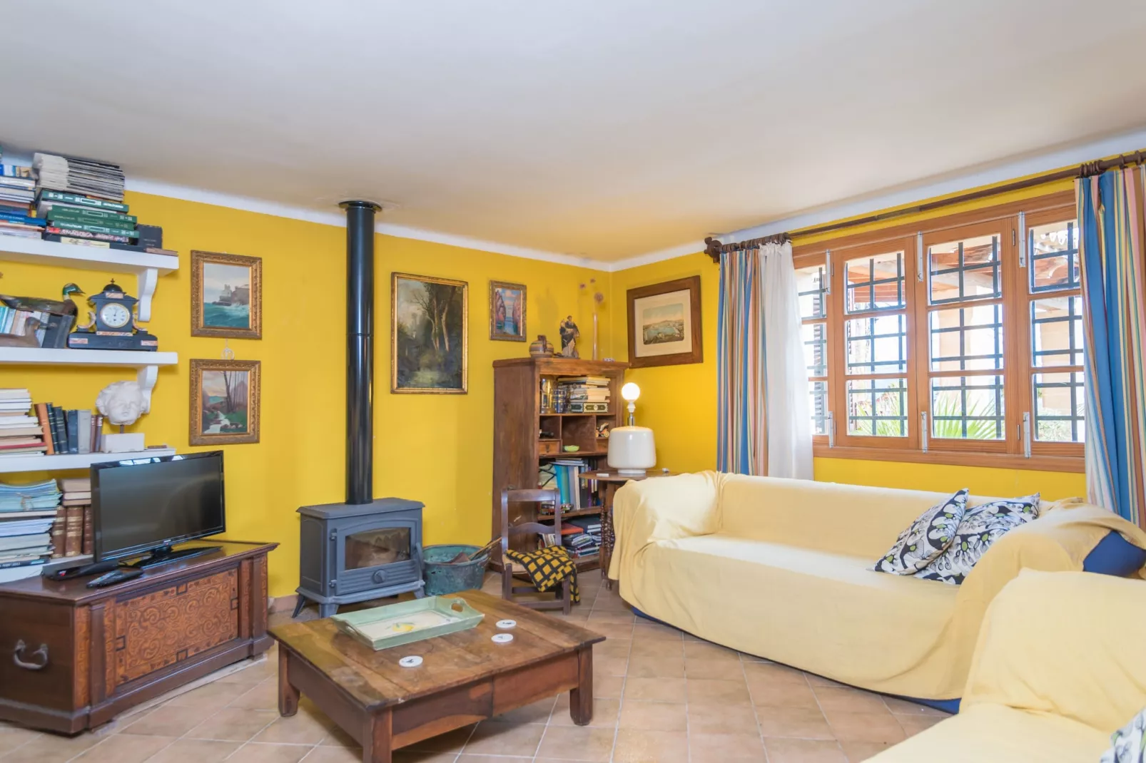 Ca Na Carme (alaronera)-Woonkamer