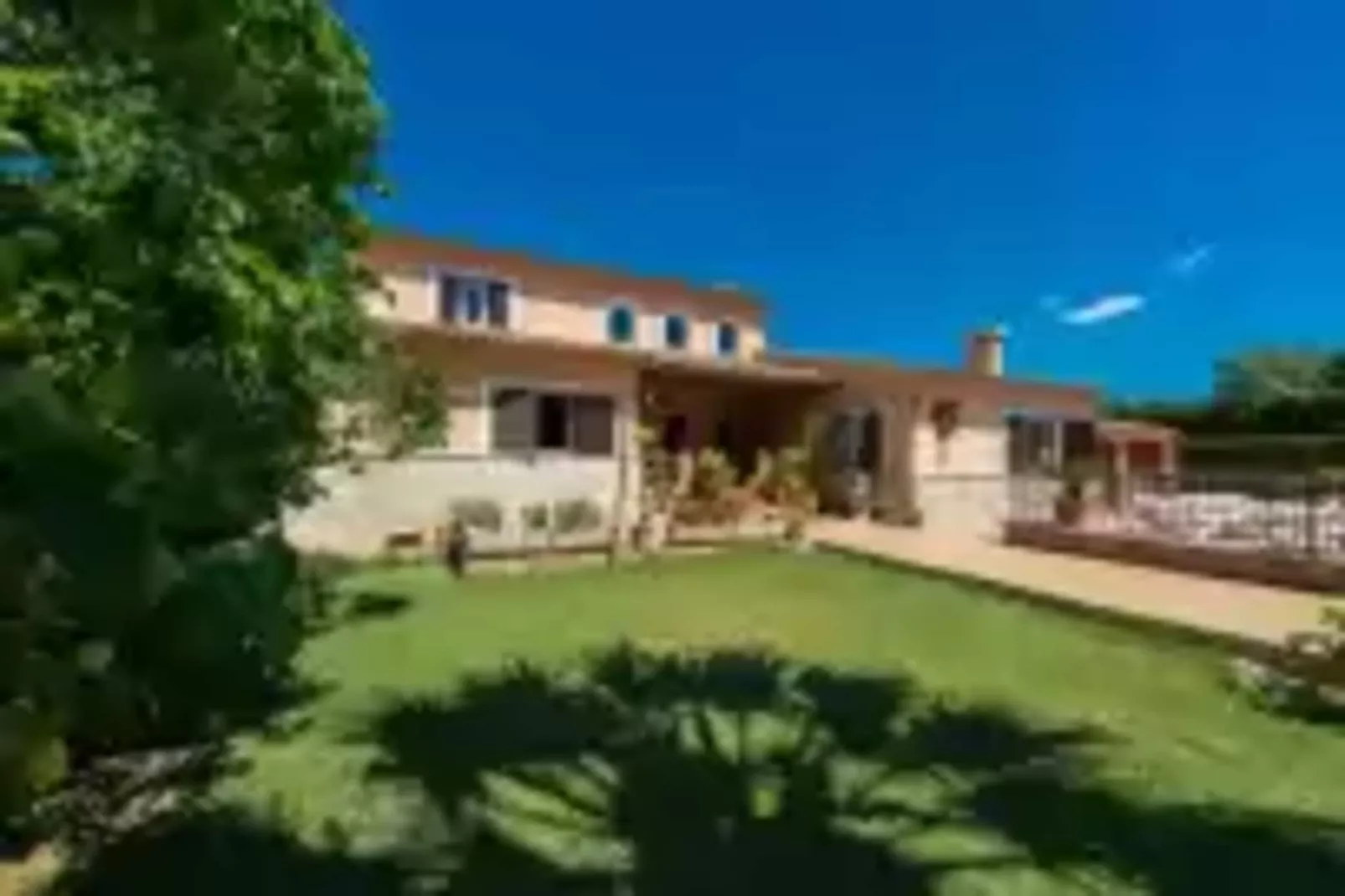 Can MarÇal-Buitenkant zomer