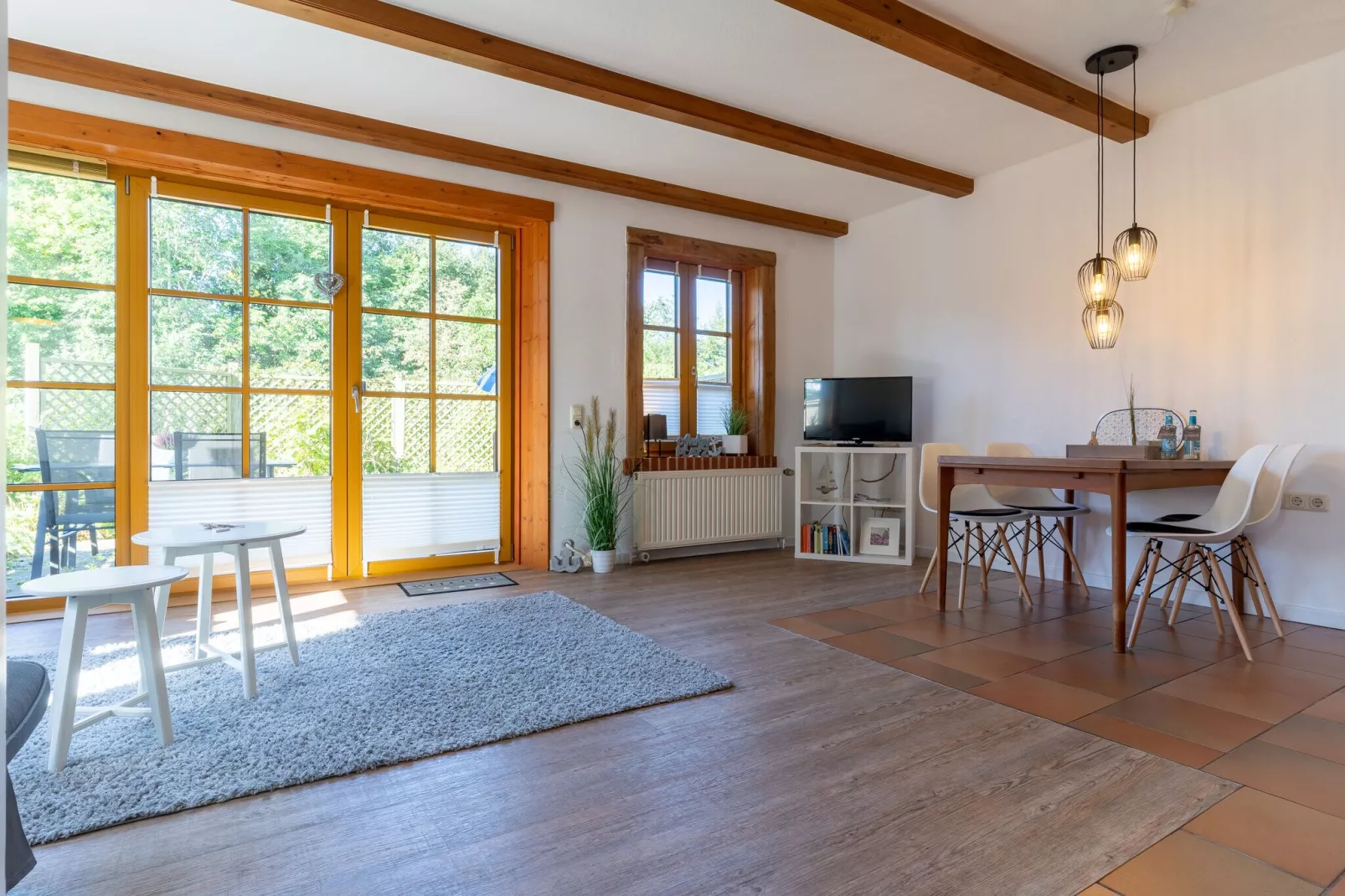 Ferienwohnung Vogelkoje Vollerwiek-Woonkamer