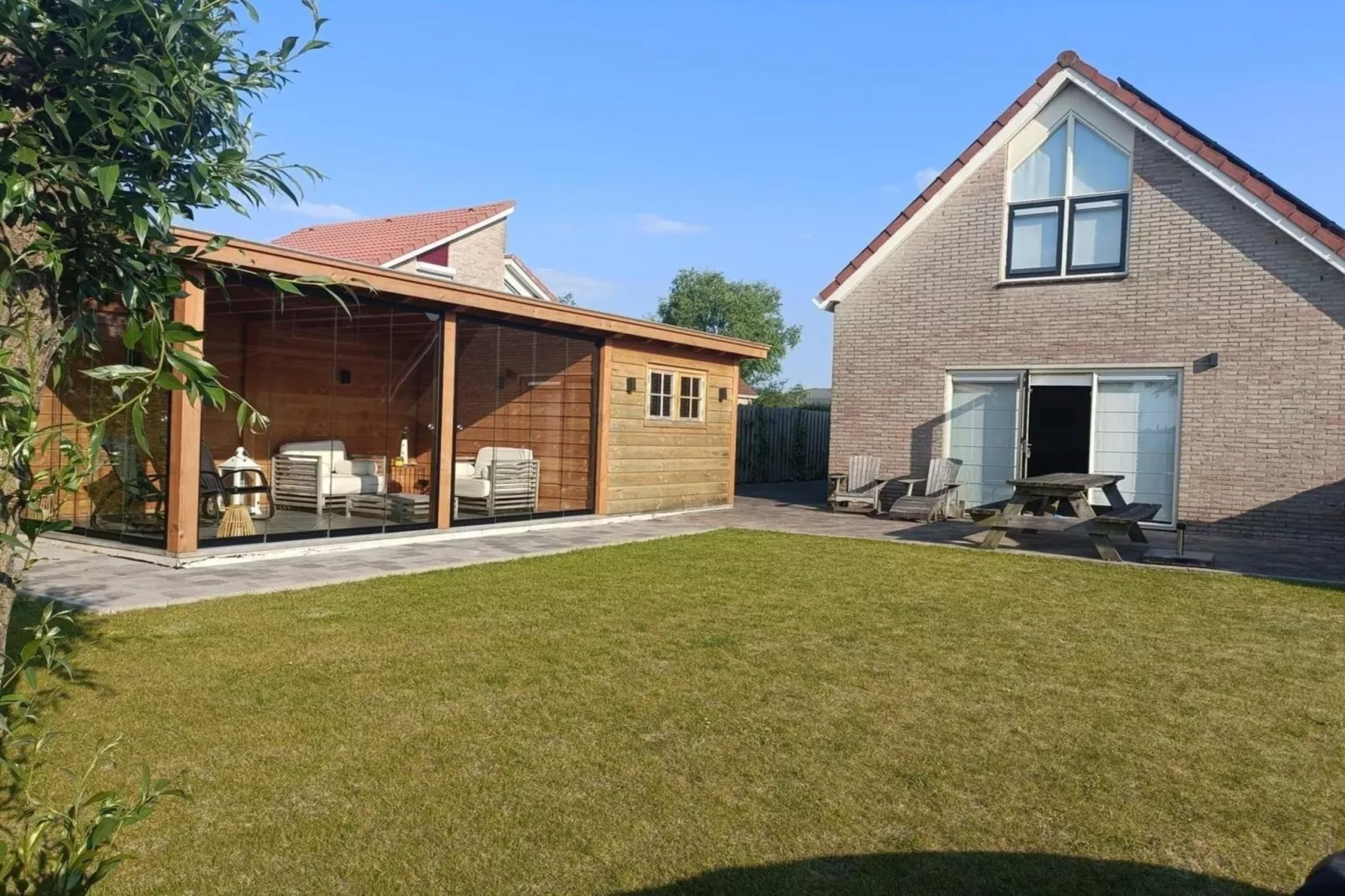Scheldeveste 33 Zwin Breskens-Buitenkant zomer