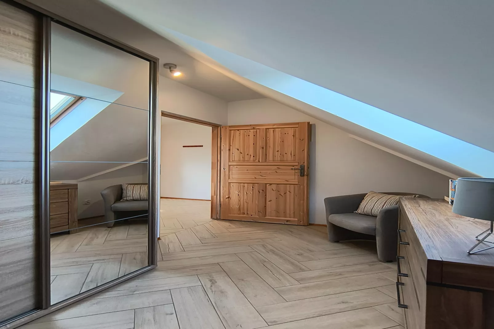 Apartament na piętrze z łóżkiem dwuosobowym-Slaapkamer