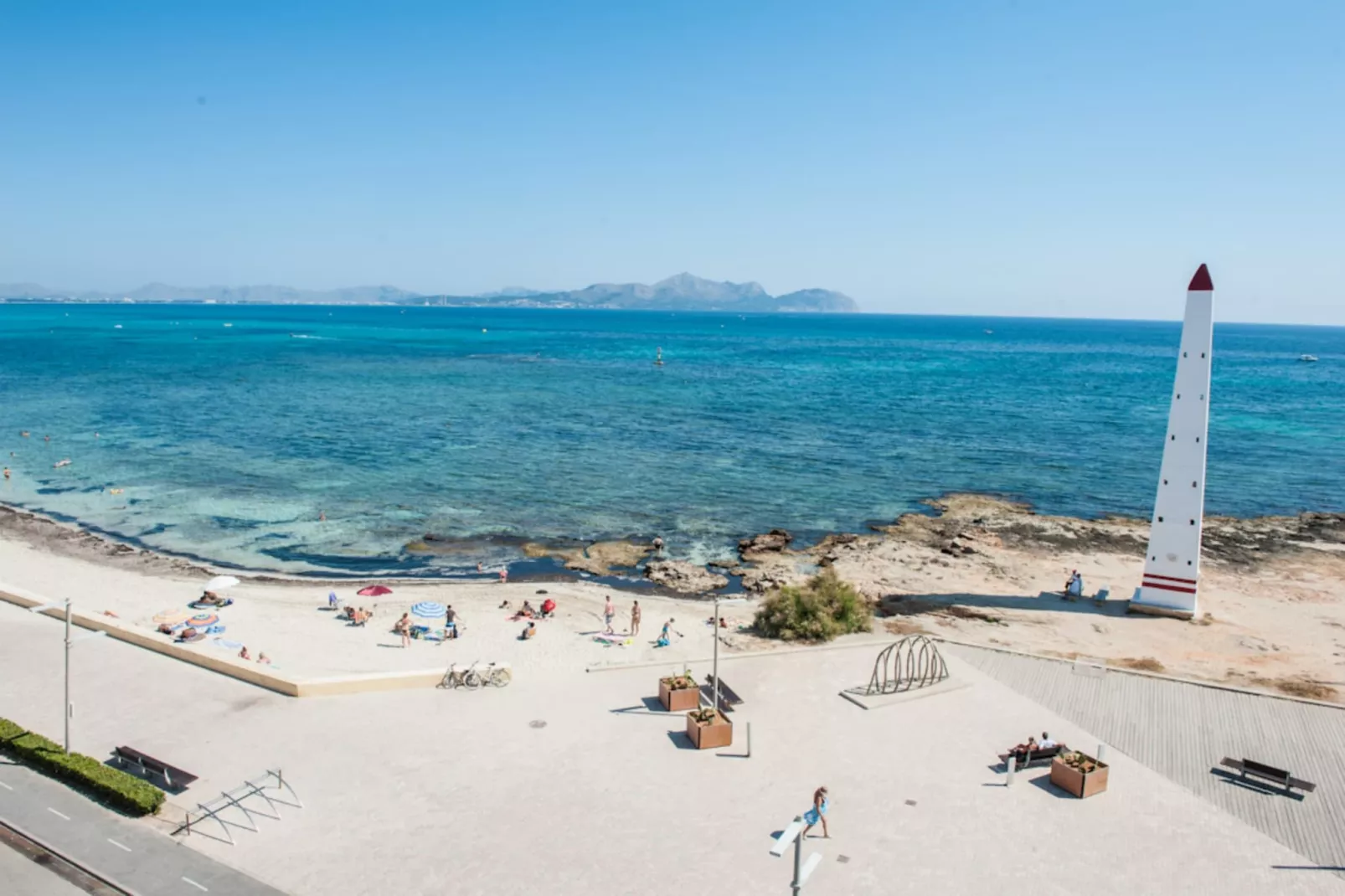 Castello Platja-Buitenkant zomer