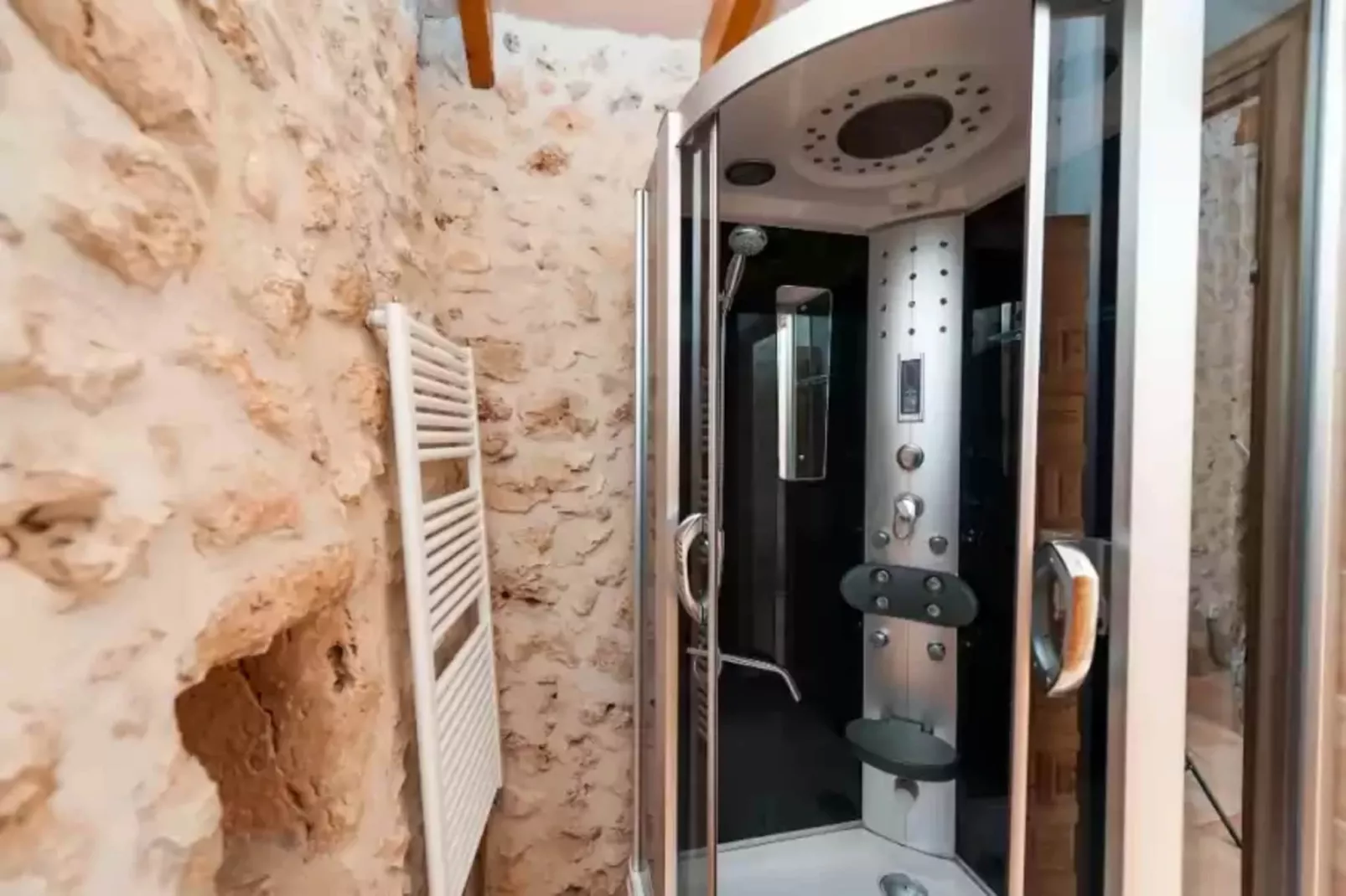 Can Rovey-Badkamer