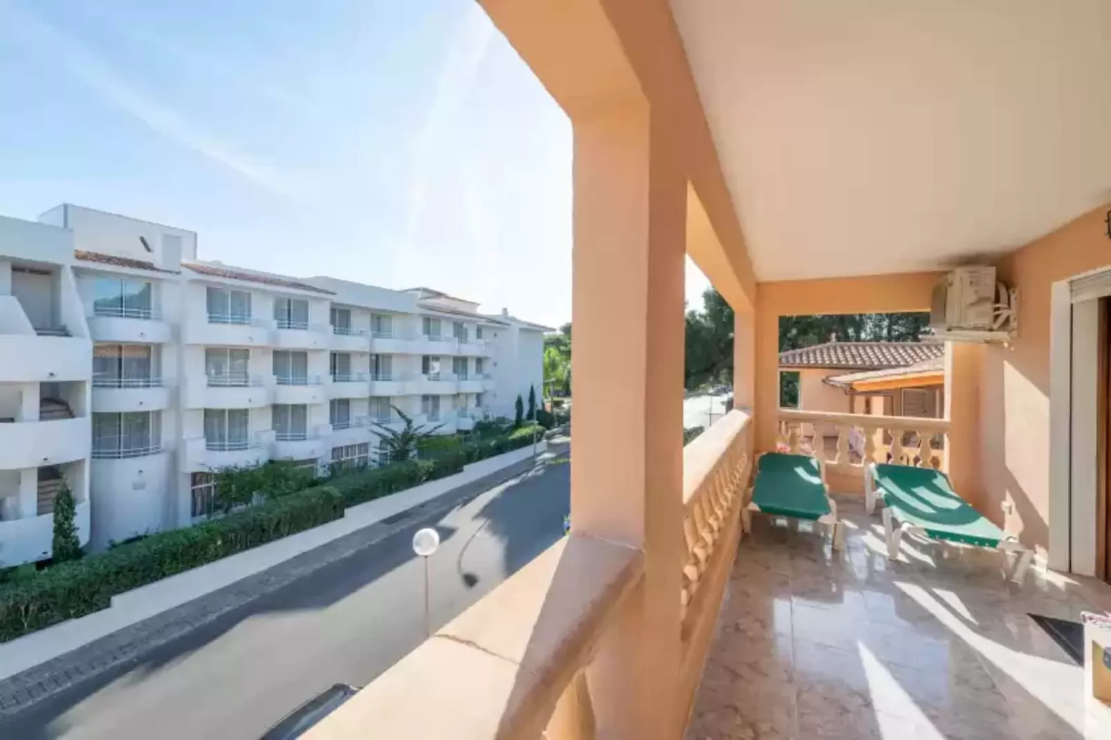 Casa Manolo-Uitzicht zomer