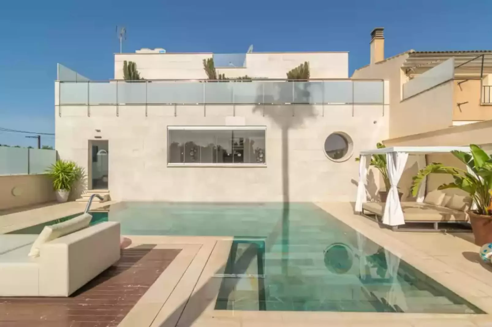Rainbow Home Mallorca-Zwembad