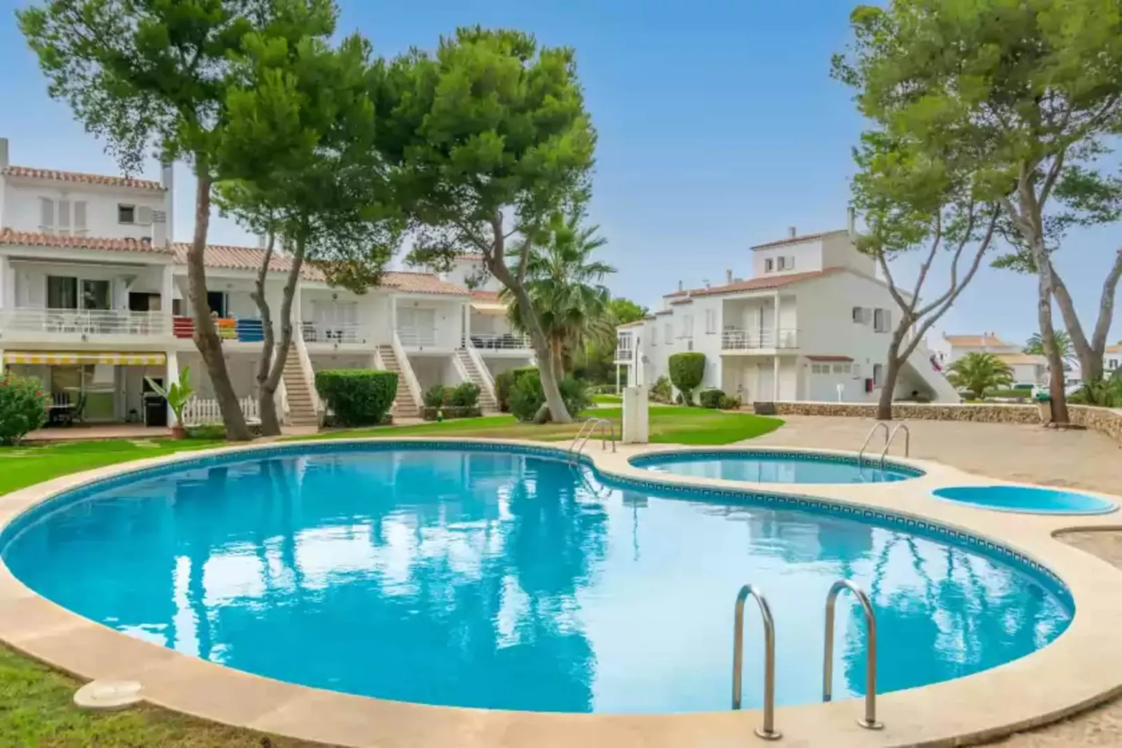 Edisol 29 (villa Pilar 2)-Zwembad