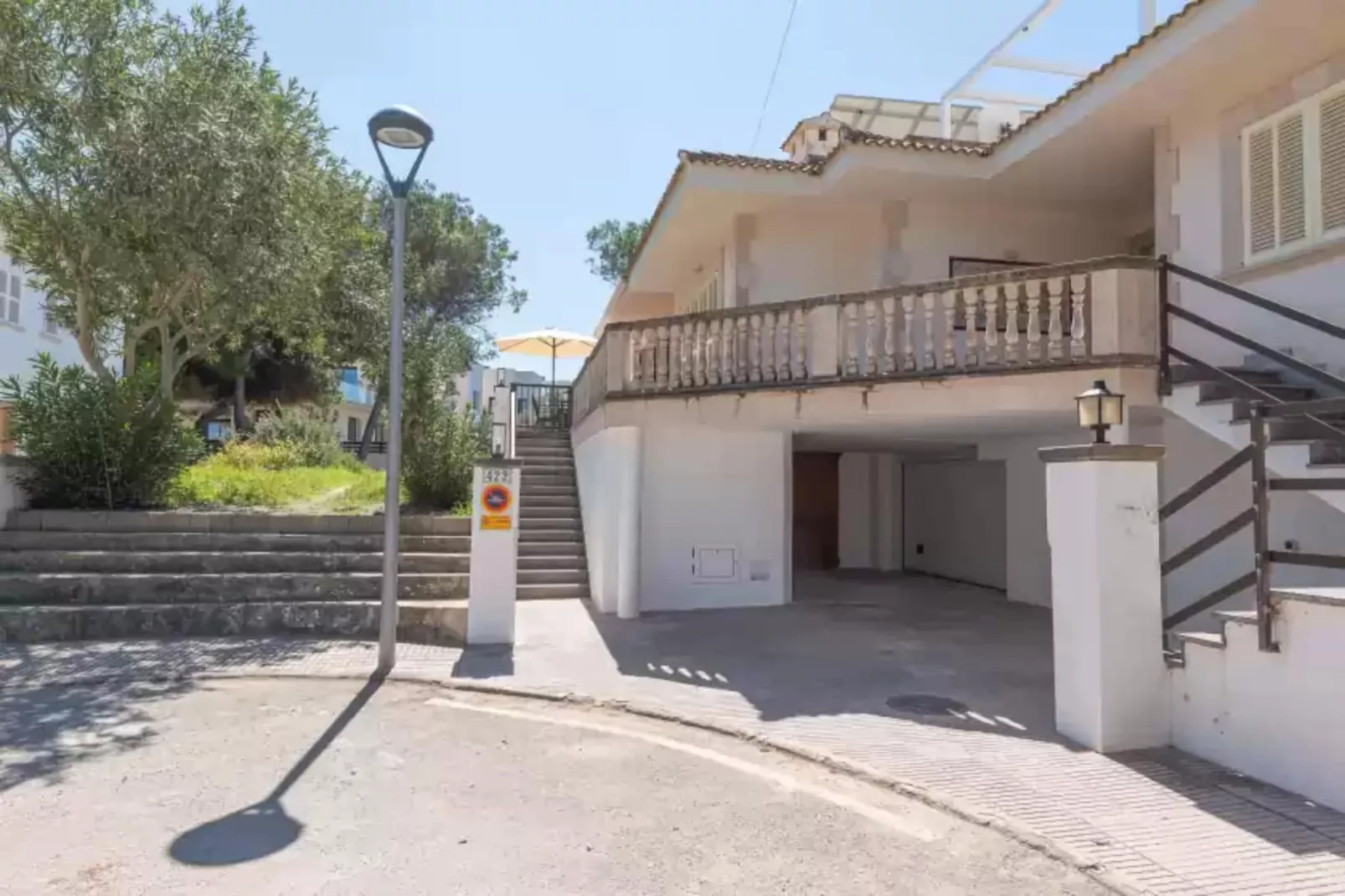 Villa Canta-Buitenkant zomer