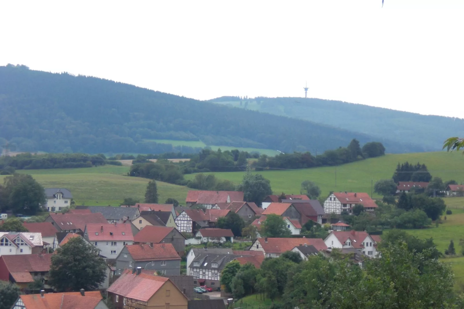 Im Knüllgebirge-Gebieden zomer 1km