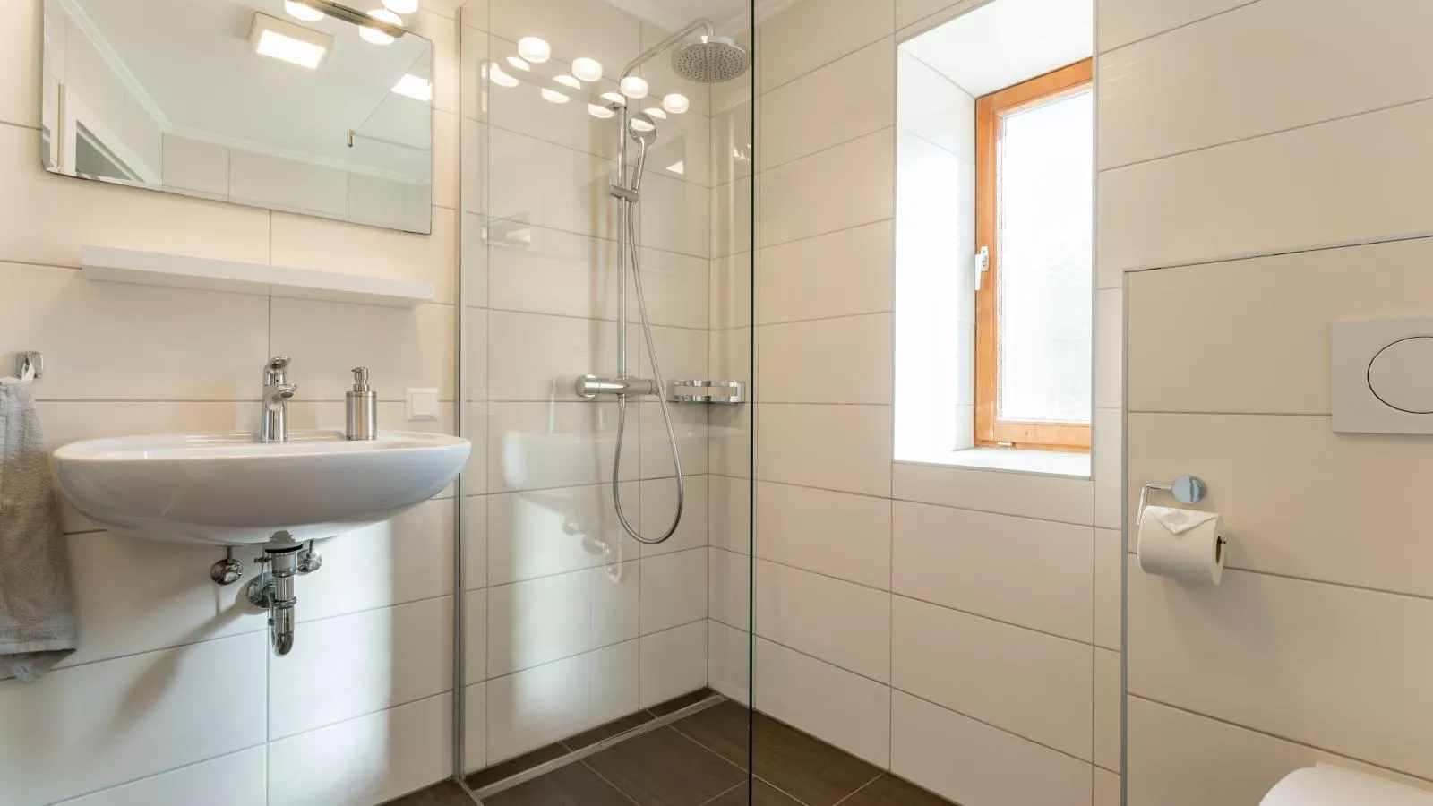 Obervellach-Badkamer