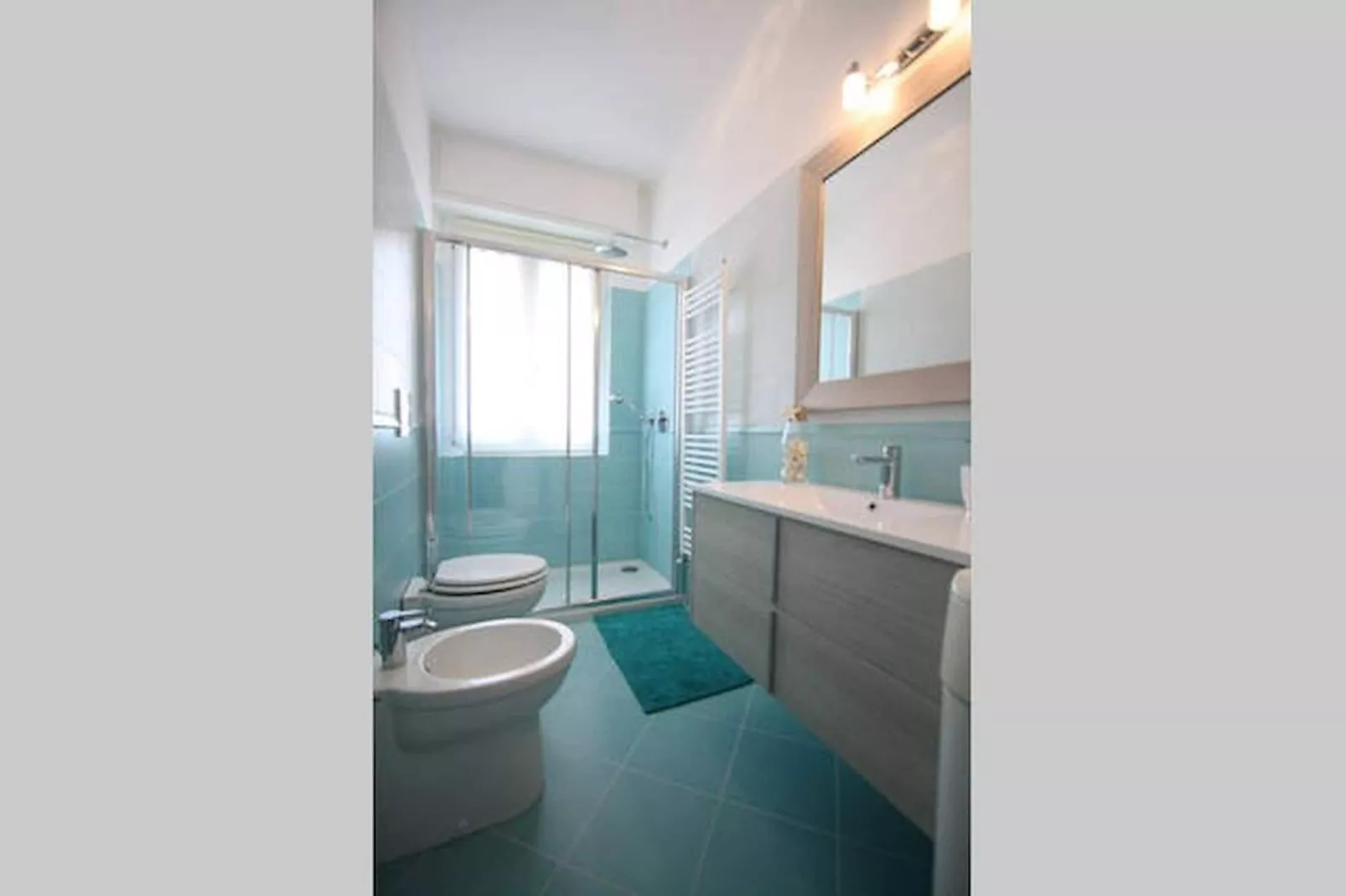 Taggia Bilo  · 1 BR with a sea view terrace-Badkamer